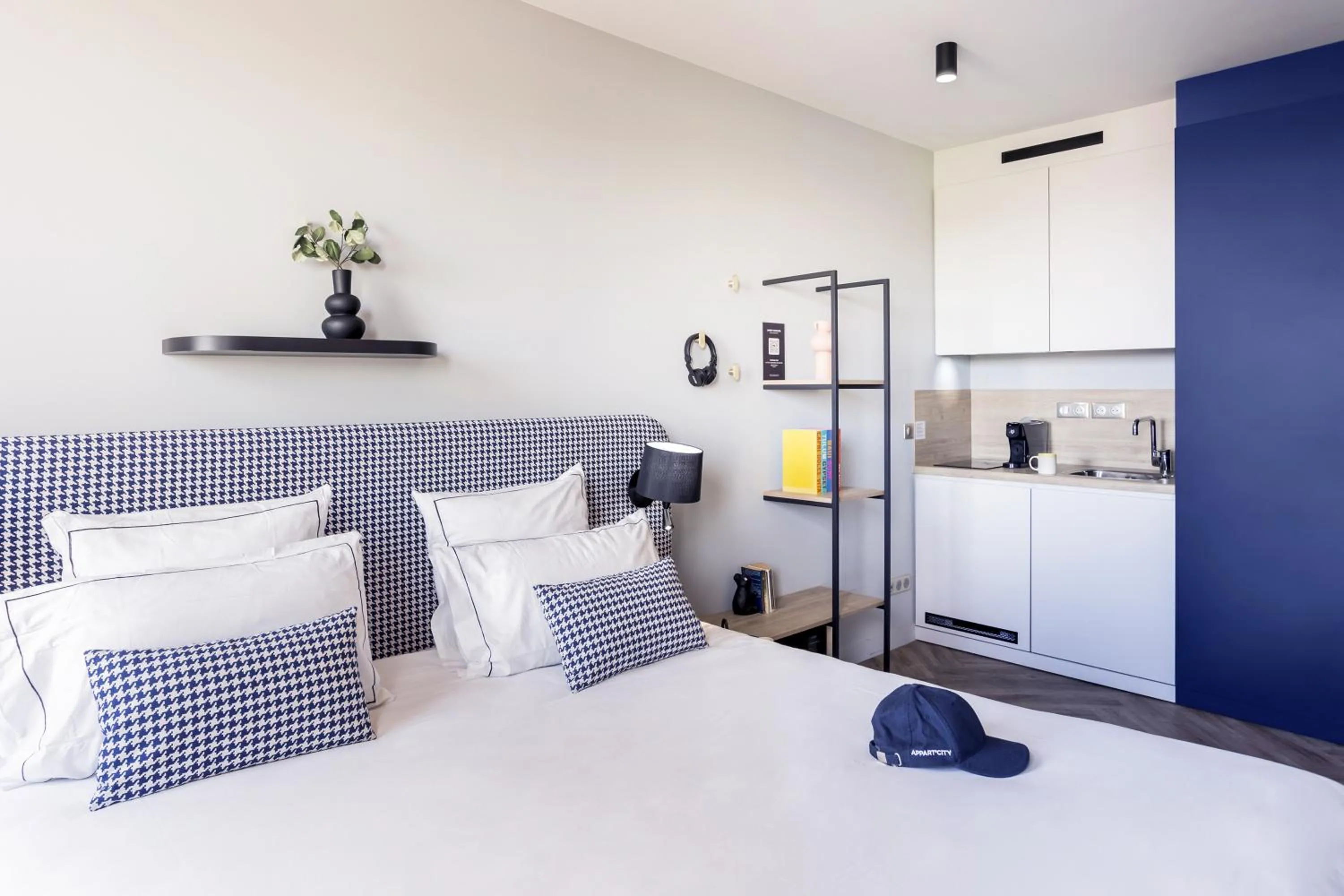 Bed in Appart'City Collection Paris Roissy CDG Airport