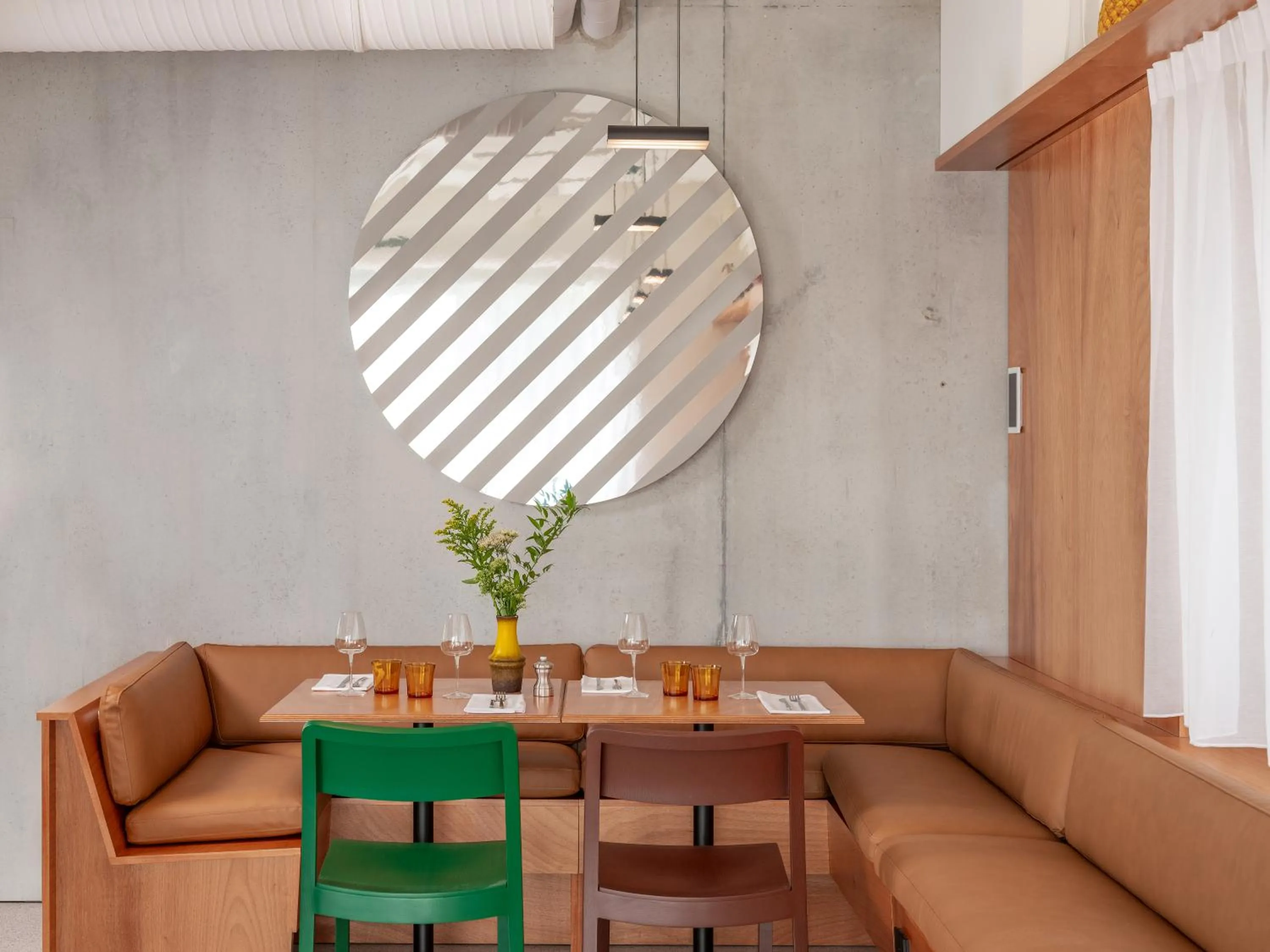 Restaurant/places to eat in Hôtel Vertime