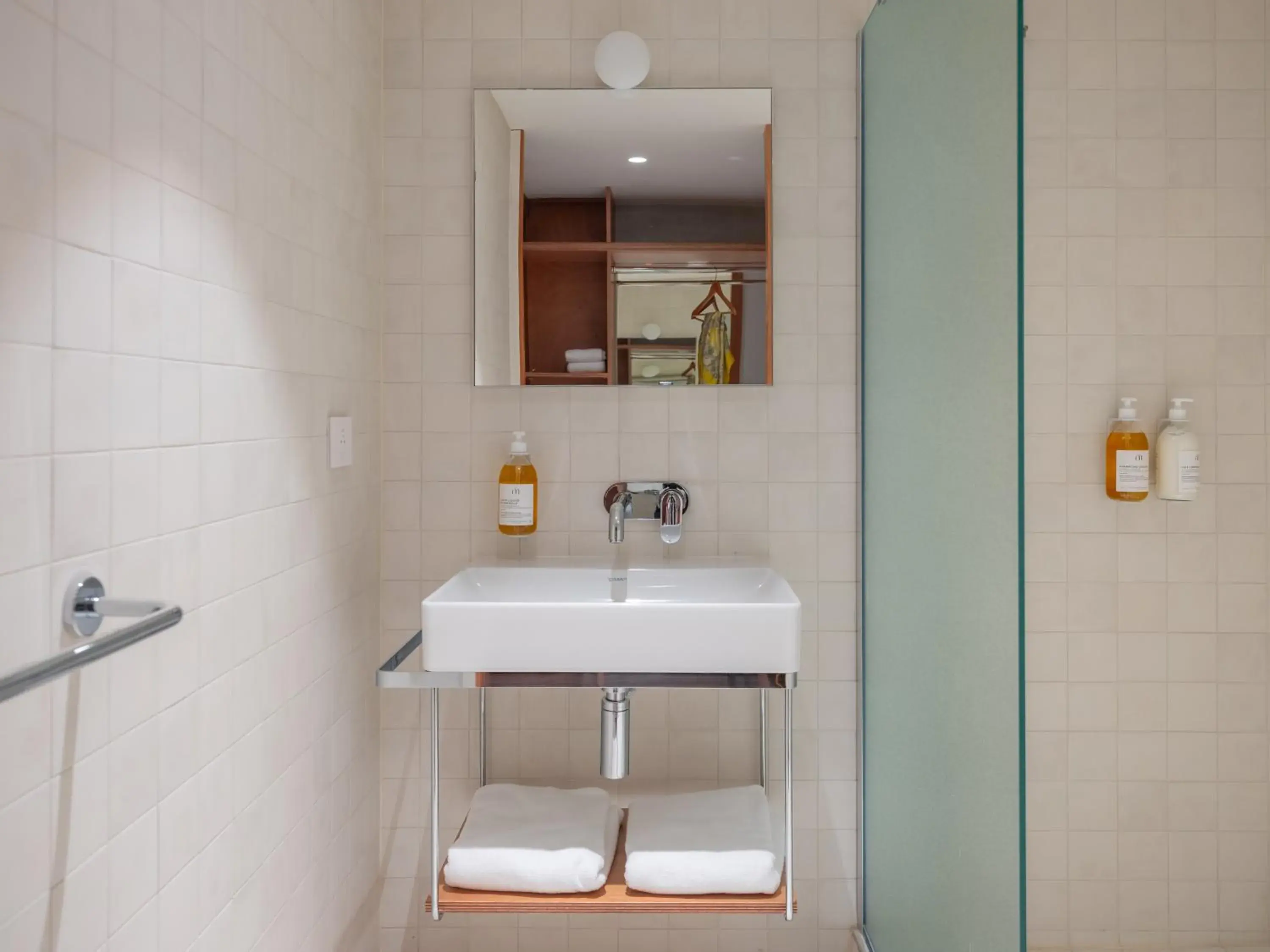 Comfort Double Room Harbor view with Balcony in Hôtel Vertime Comfort Double Room Harbor view with Balcony in Hôtel Vertime