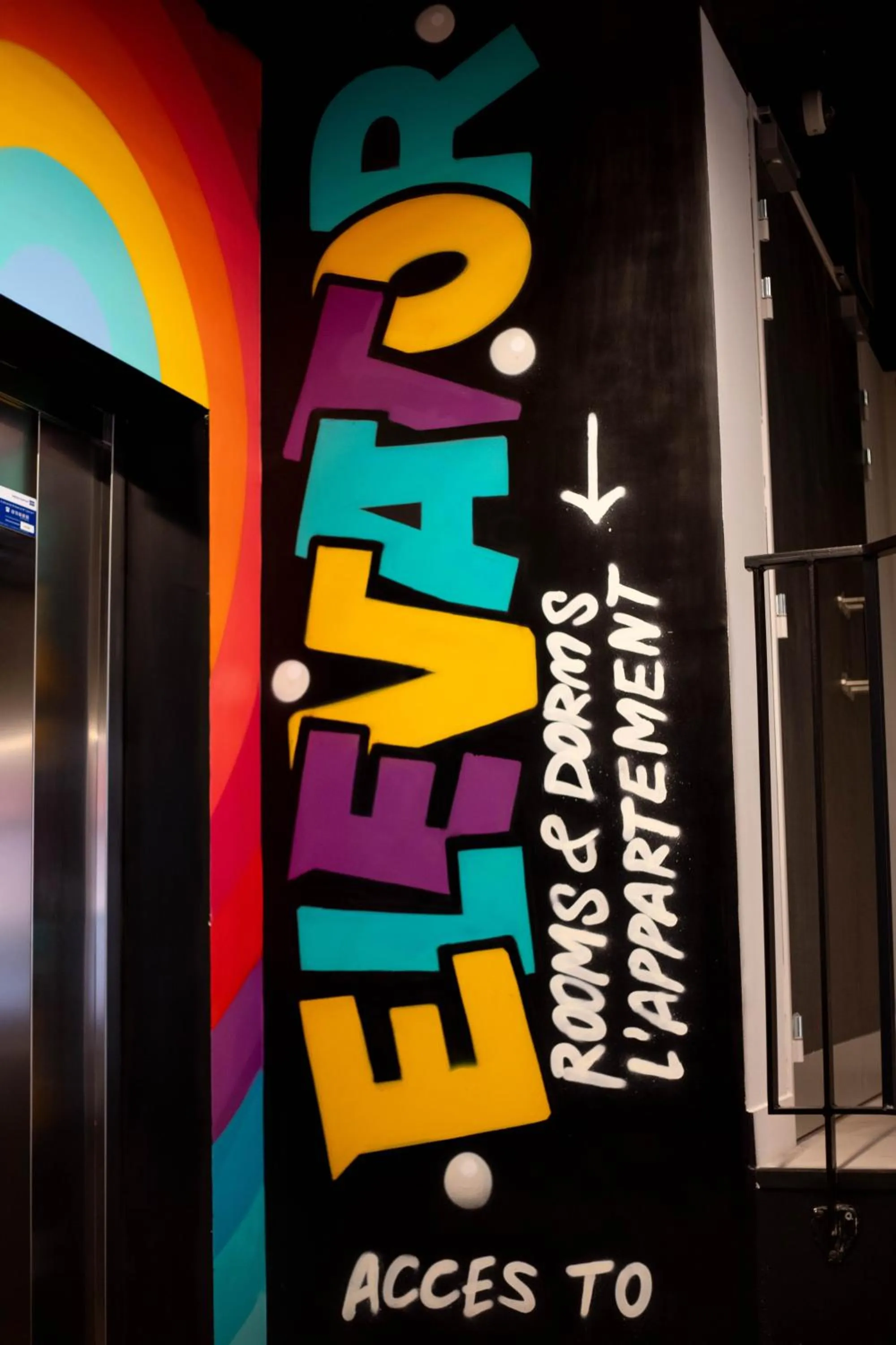 Lobby or reception in JOST Hôtel Lille Centre