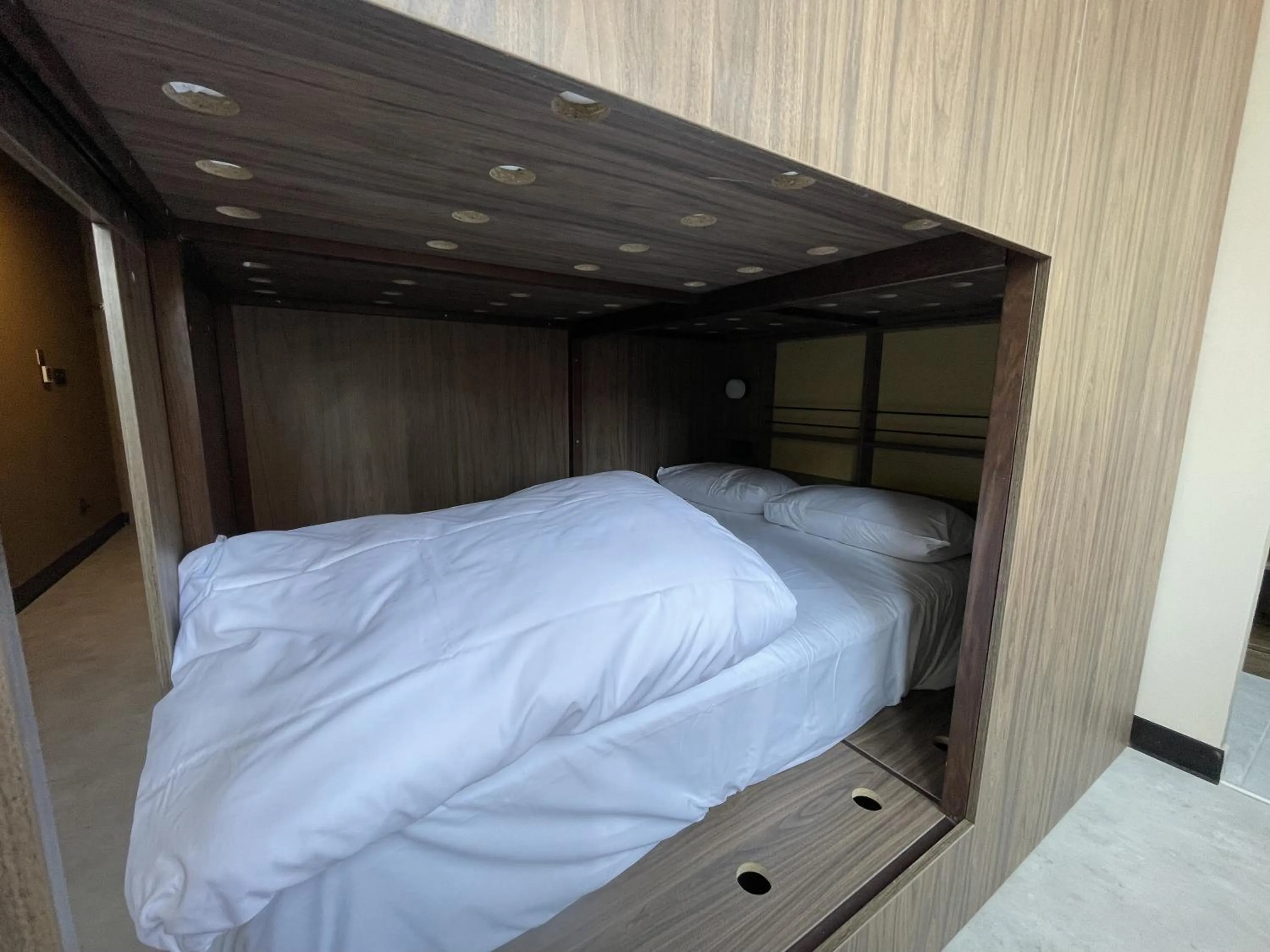 Bed in JOST Hôtel Lille Centre