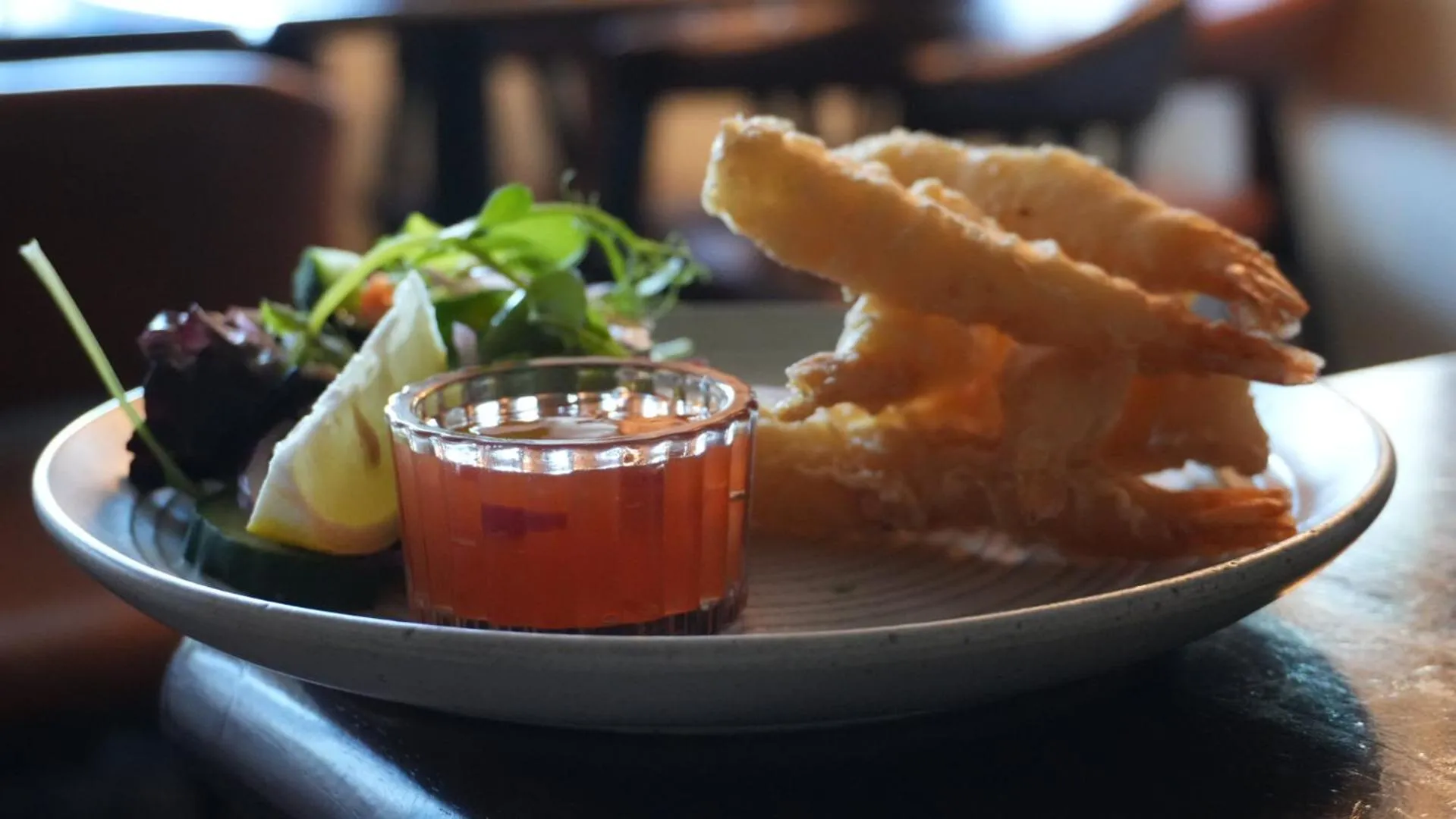 Food and drinks in Wheatsheaf Hotel