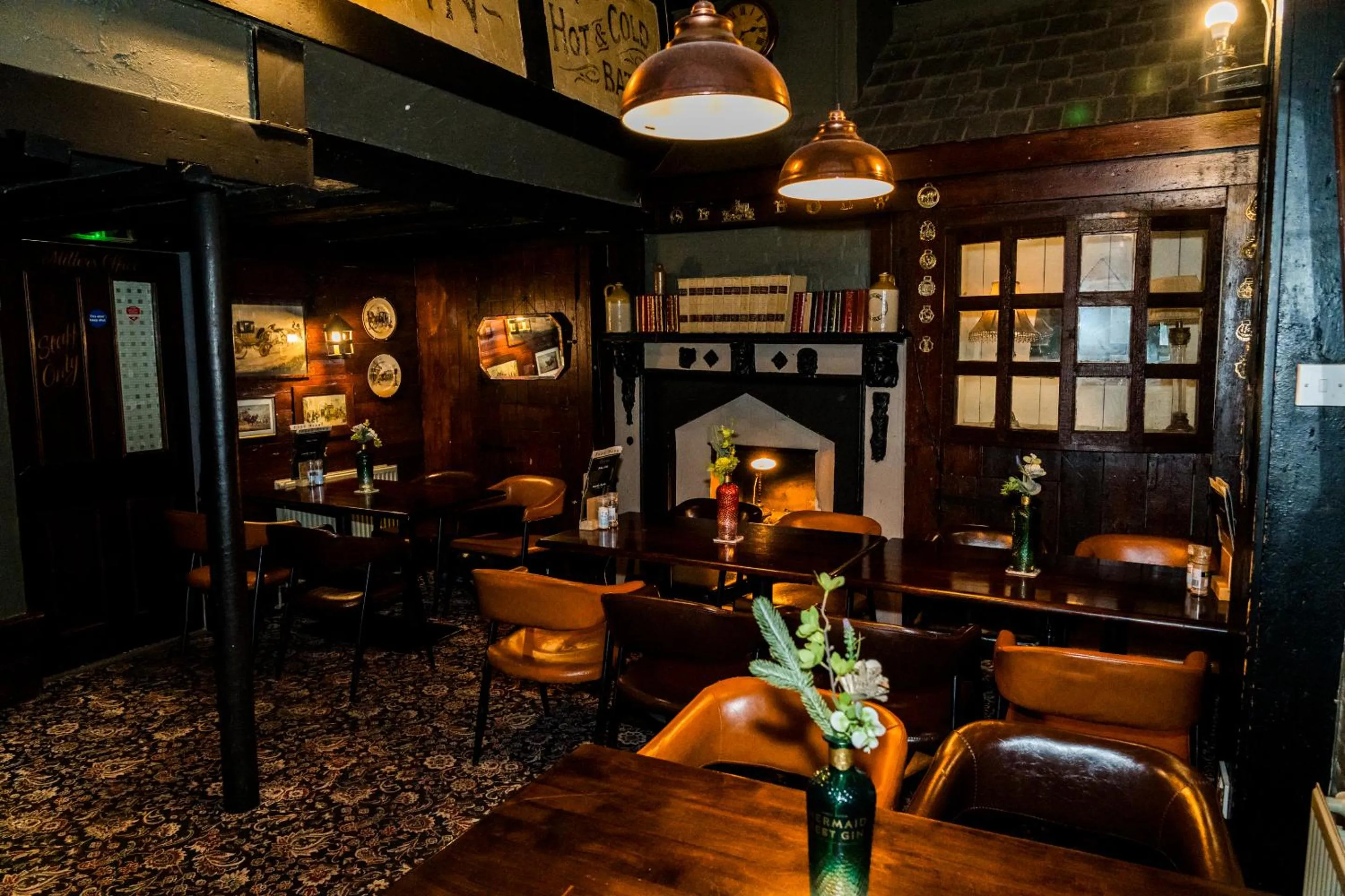 Lounge or bar in Wheatsheaf Hotel