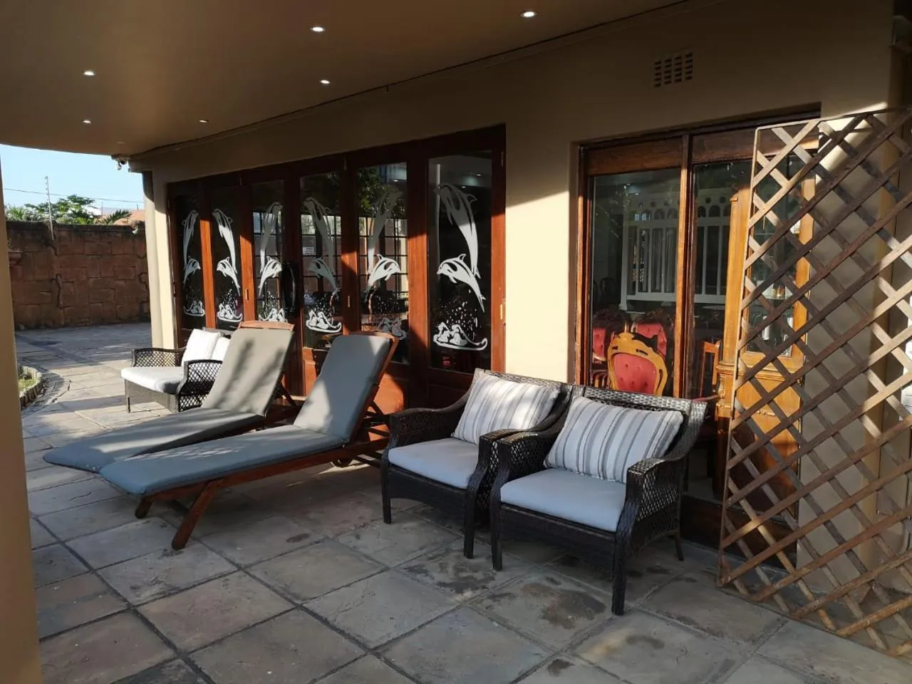 Dolphin Coast B&B / Self catering