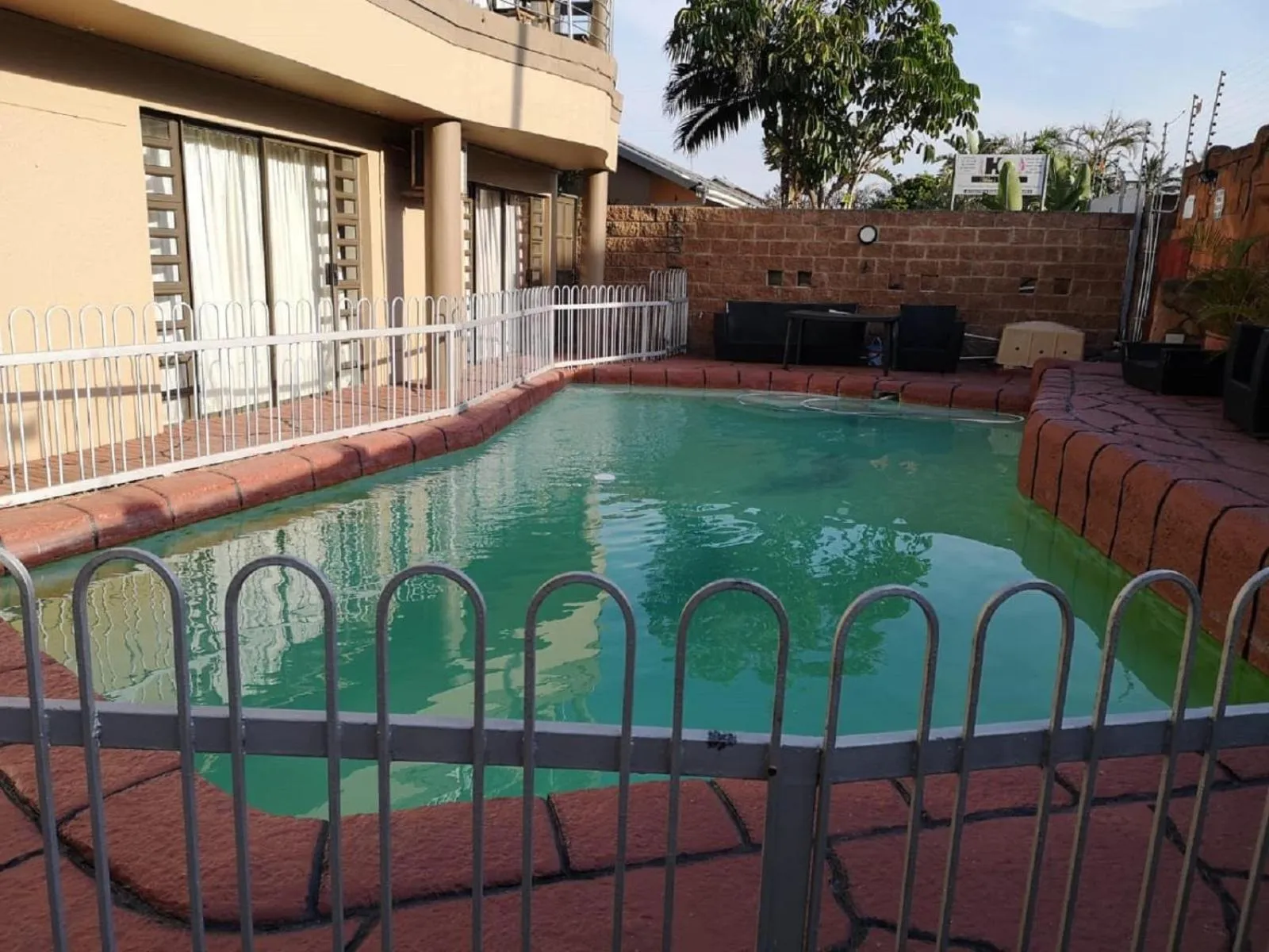 Pool view in Dolphin Coast B&B / Self catering