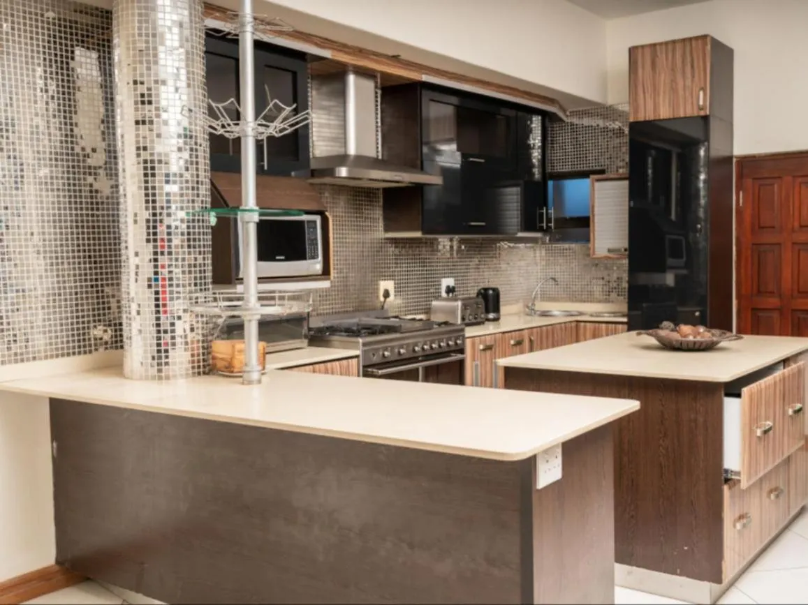 Dining area in Dolphin Coast B&B / Self catering