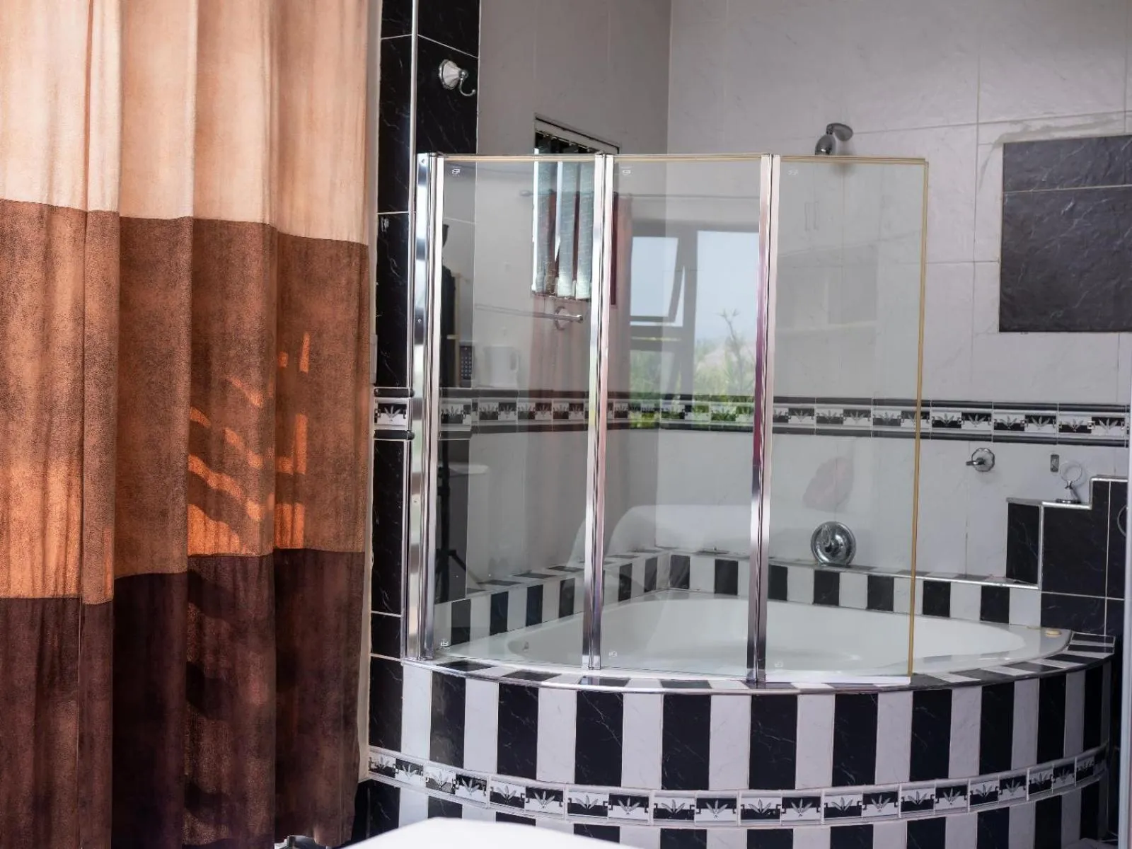 Bathroom in Dolphin Coast B&B / Self catering