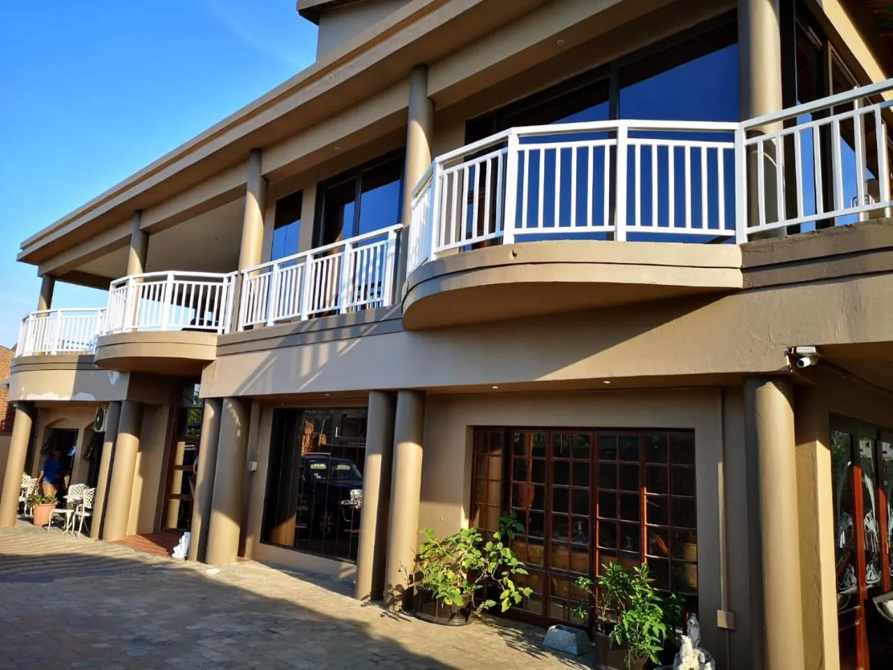 Dolphin Coast B&B / Self catering