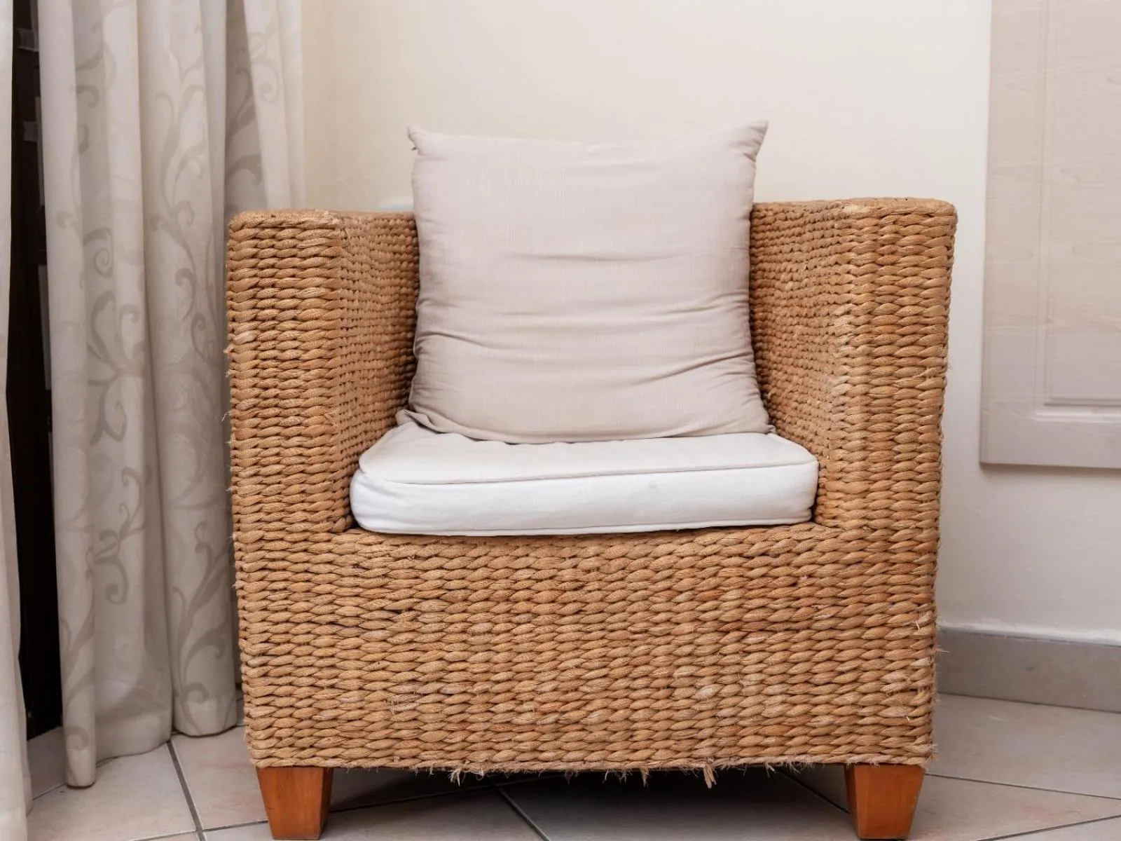 Decorative detail in Dolphin Coast B&B / Self catering