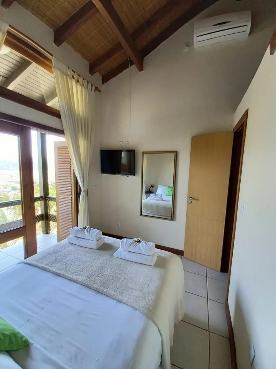 Bed in Silveira Eco Village