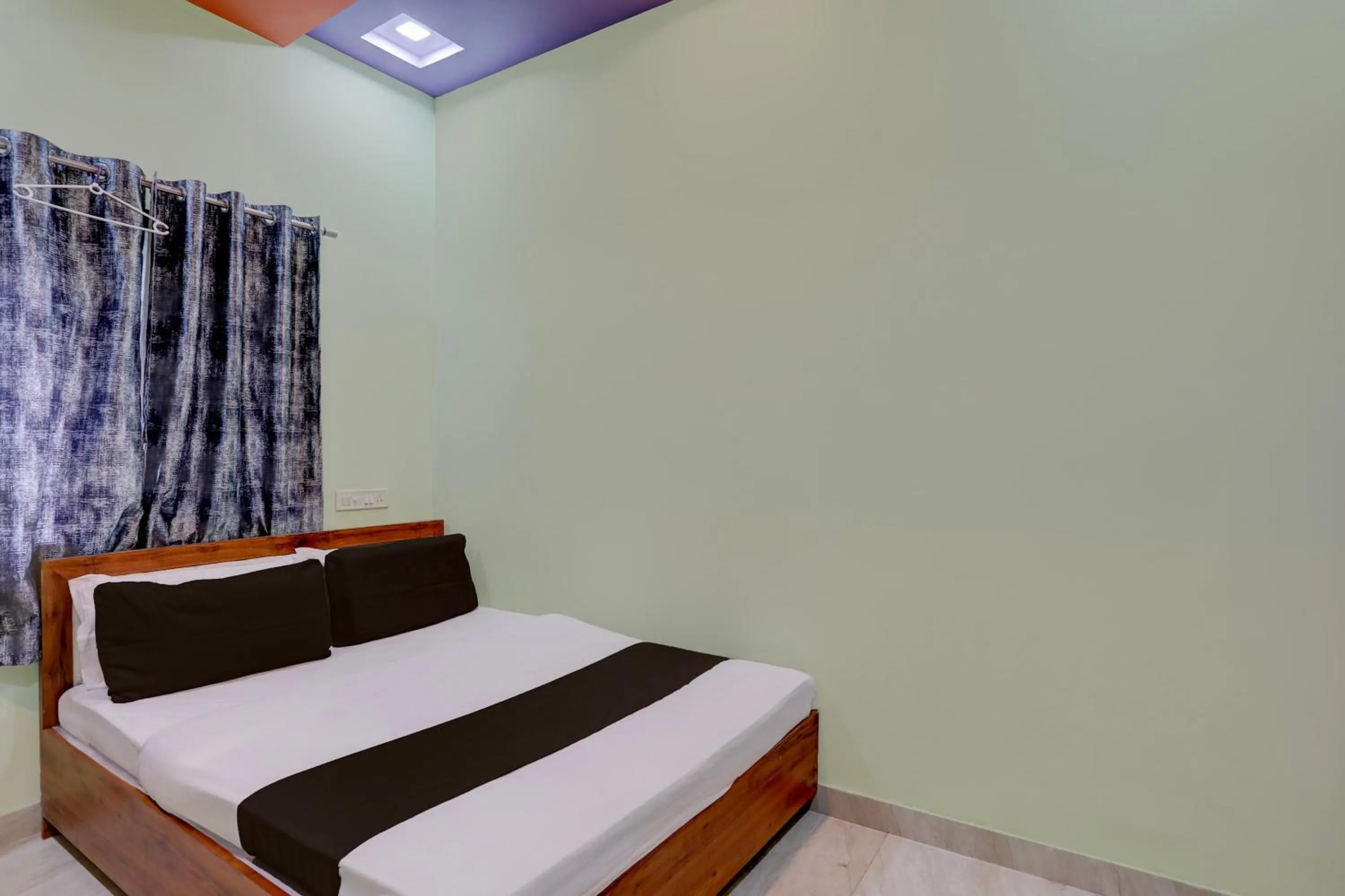 Bedroom, Bed in Hotel O Kings Farm