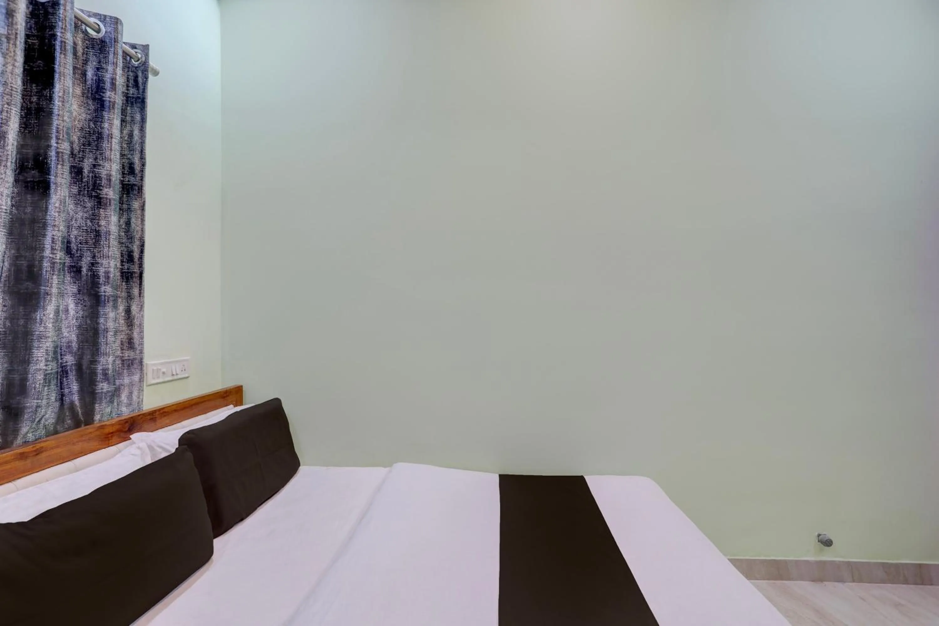 Bedroom, Bed in Hotel O Kings Farm