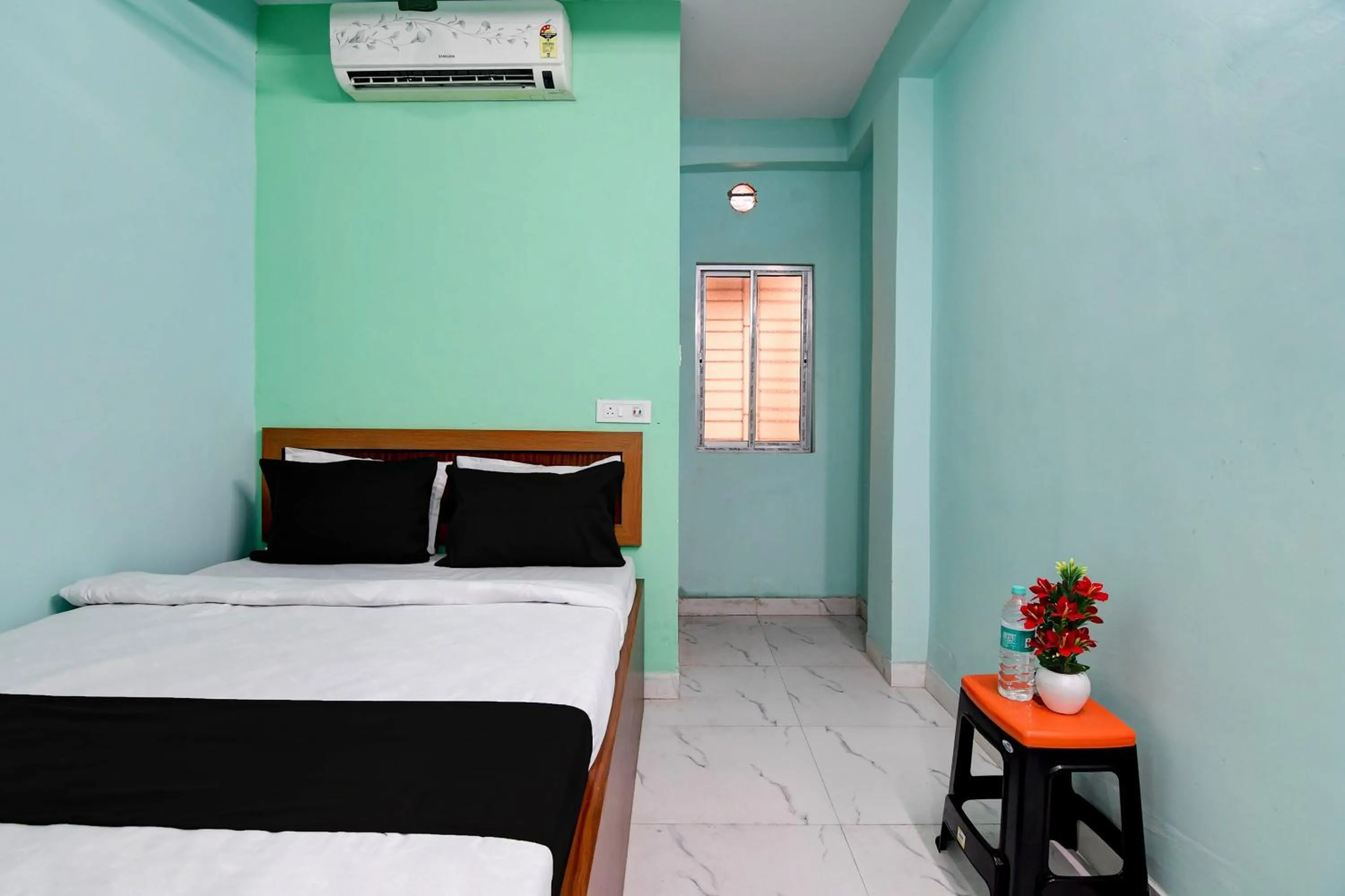 Bedroom, Bed in Hotel O Relax Inn