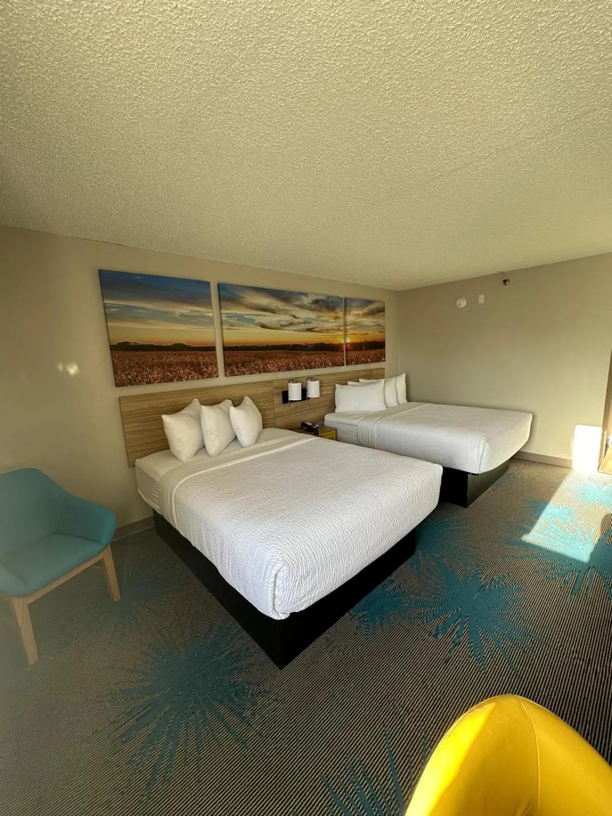 Bed in Days Inn by Wyndham Mandan Bismarck Area