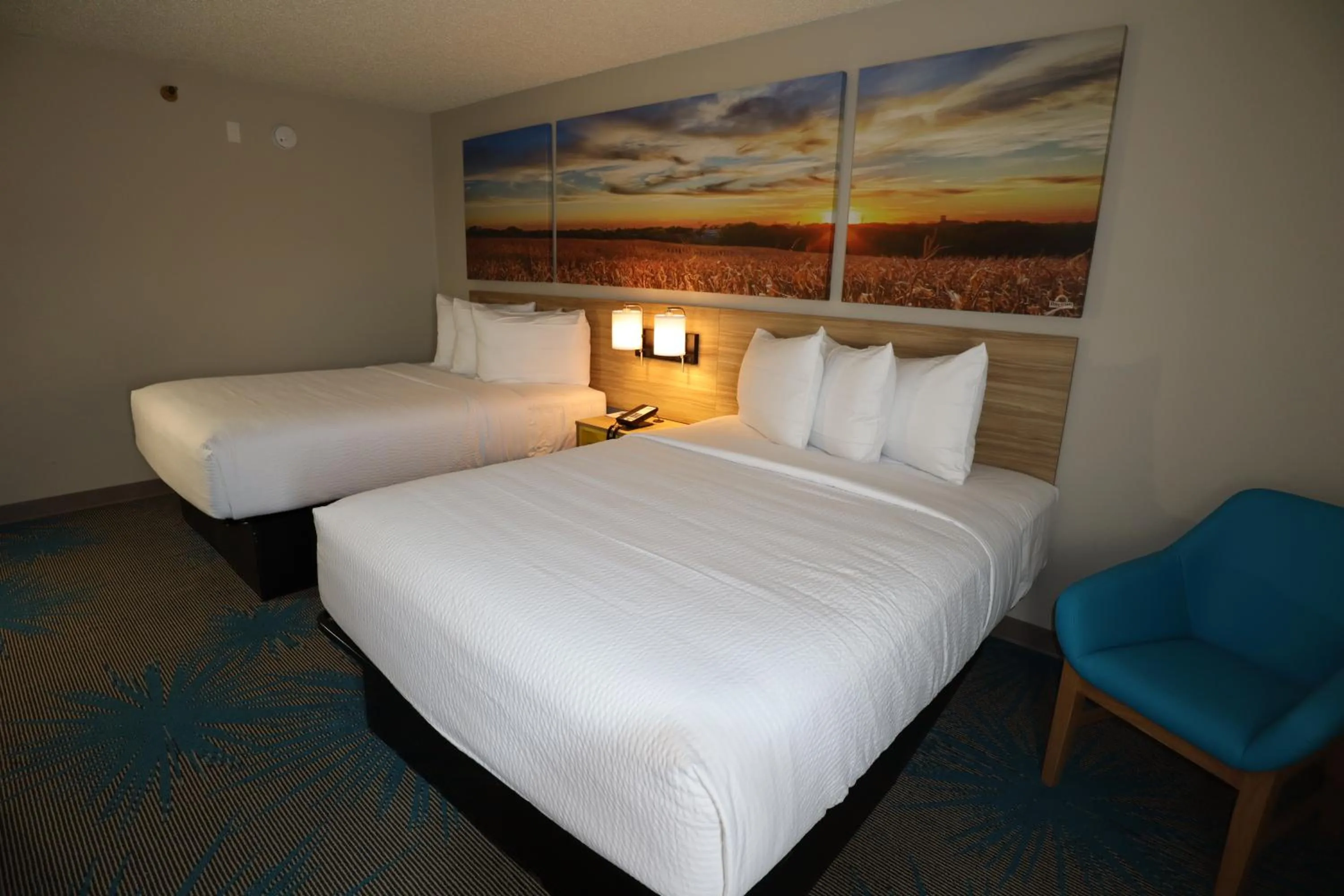 Bed in Days Inn by Wyndham Mandan Bismarck Area