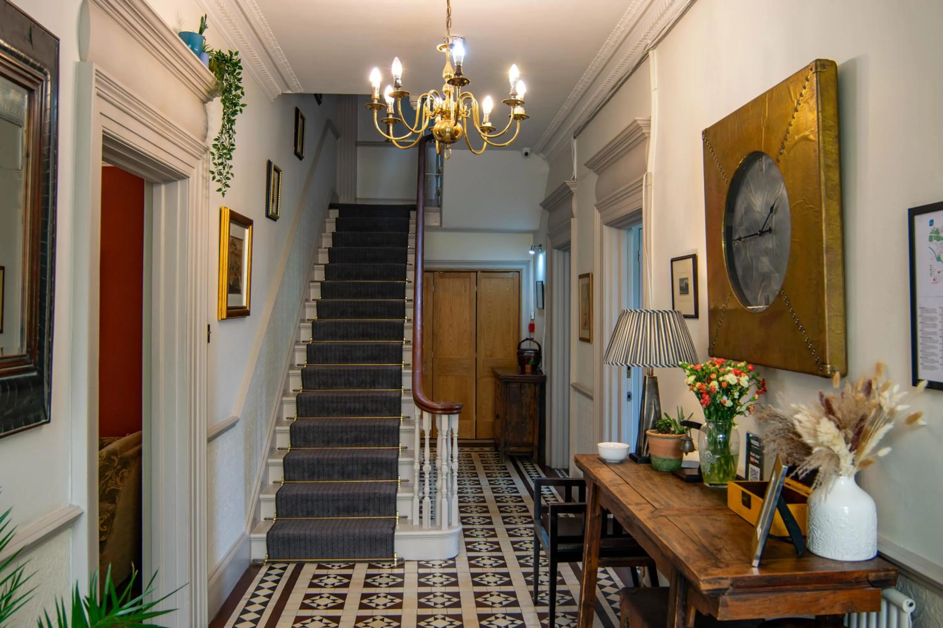 Dorian House Boutique B&B - Free Parking!