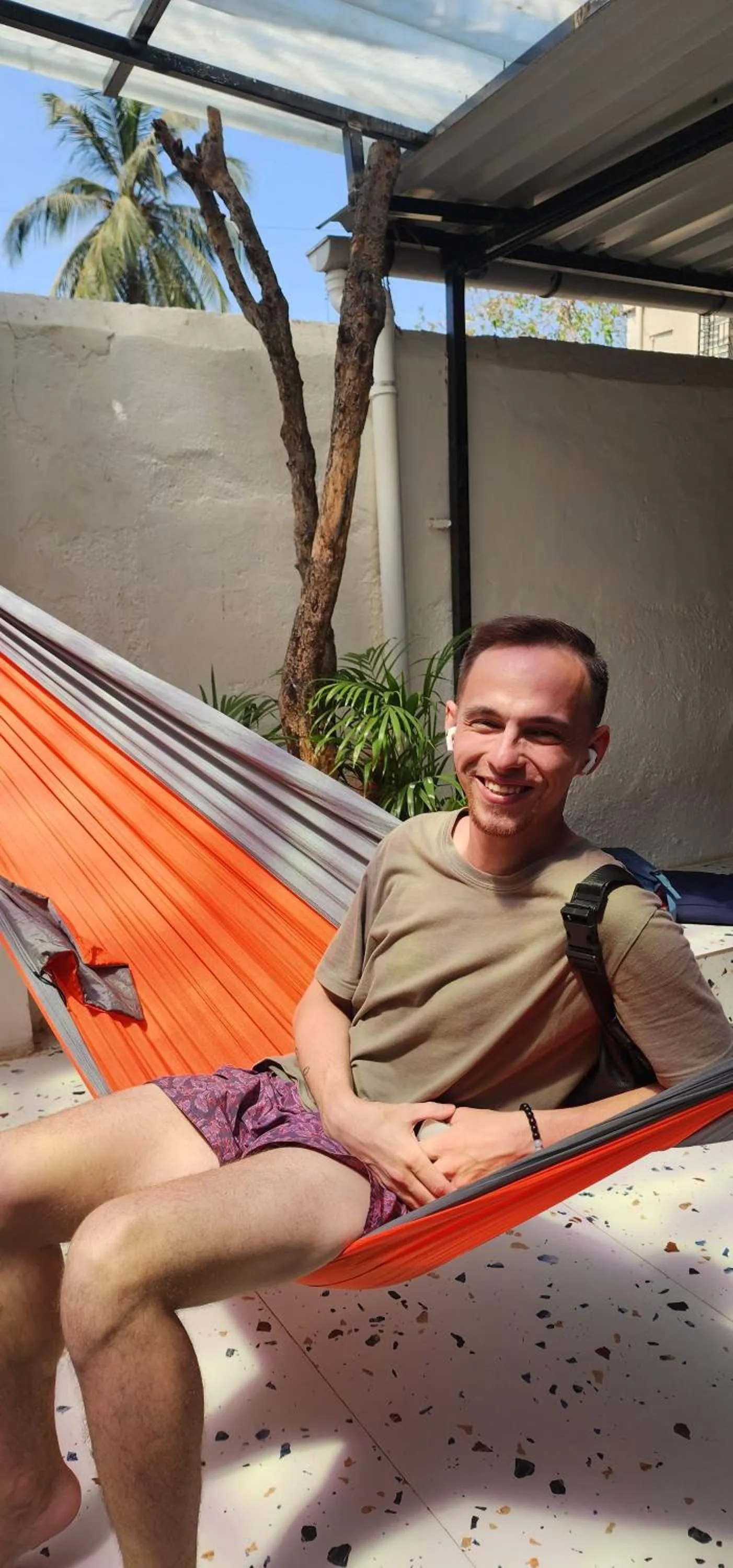 Patio in Hammock Hostels - Bandra