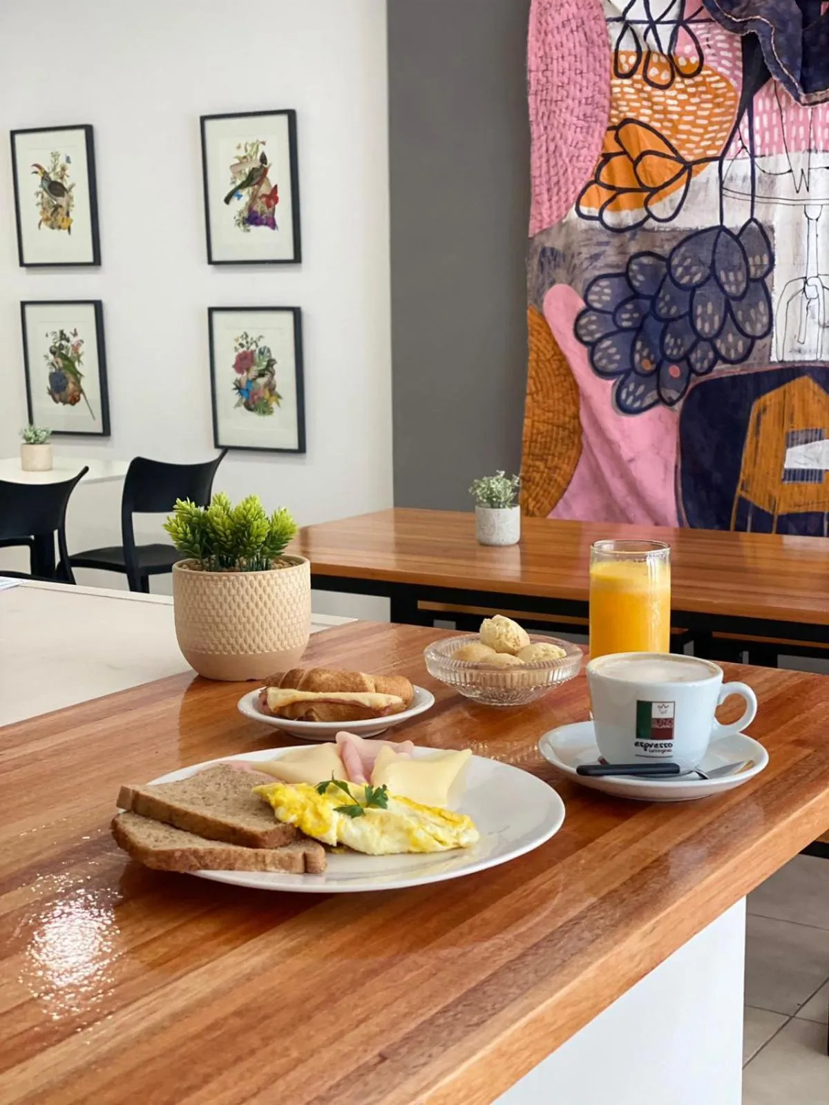 Food and drinks in ALWA Suites