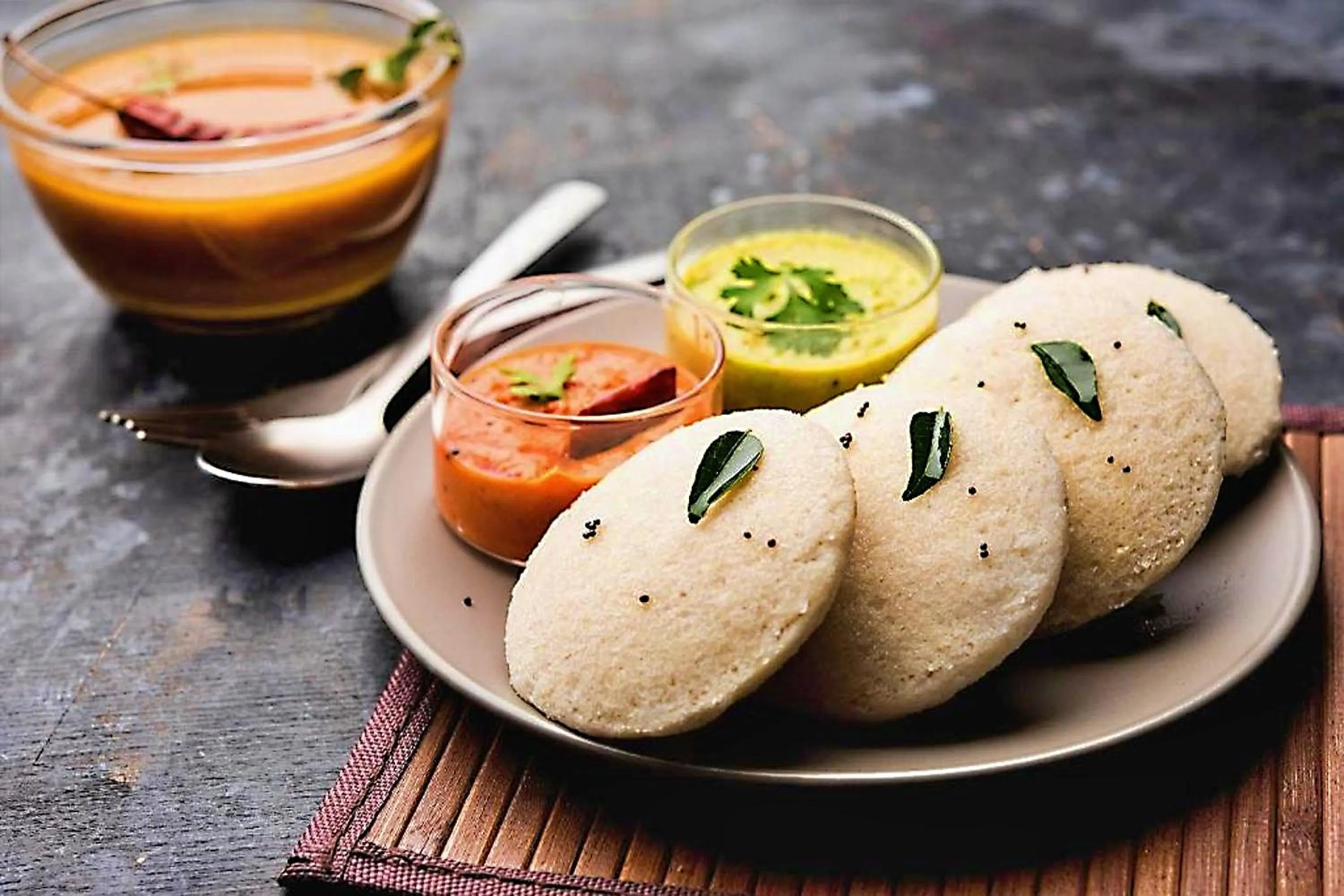 Food and drinks in Hotel Sunlight Inn