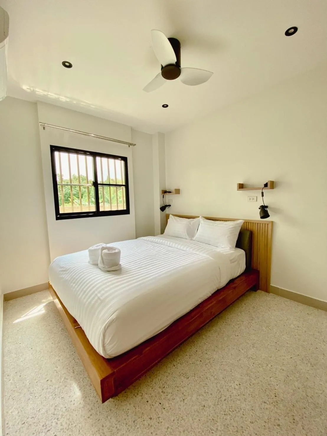 Bed in Calamint Residence Hotel ( คาลามิ้นท์)