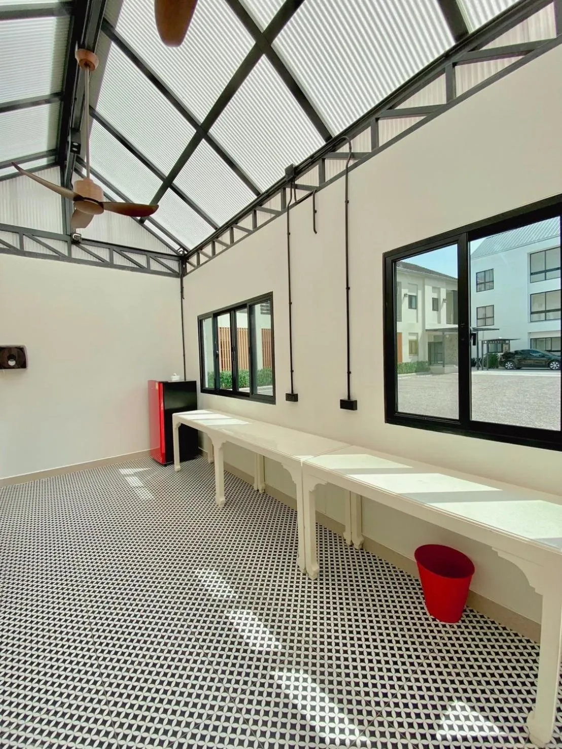 Restaurant/places to eat in Calamint Residence Hotel ( คาลามิ้นท์)