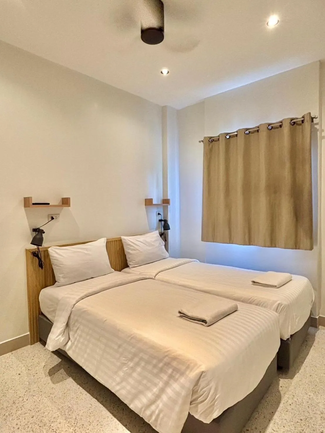 Bed in Calamint Residence Hotel ( คาลามิ้นท์)