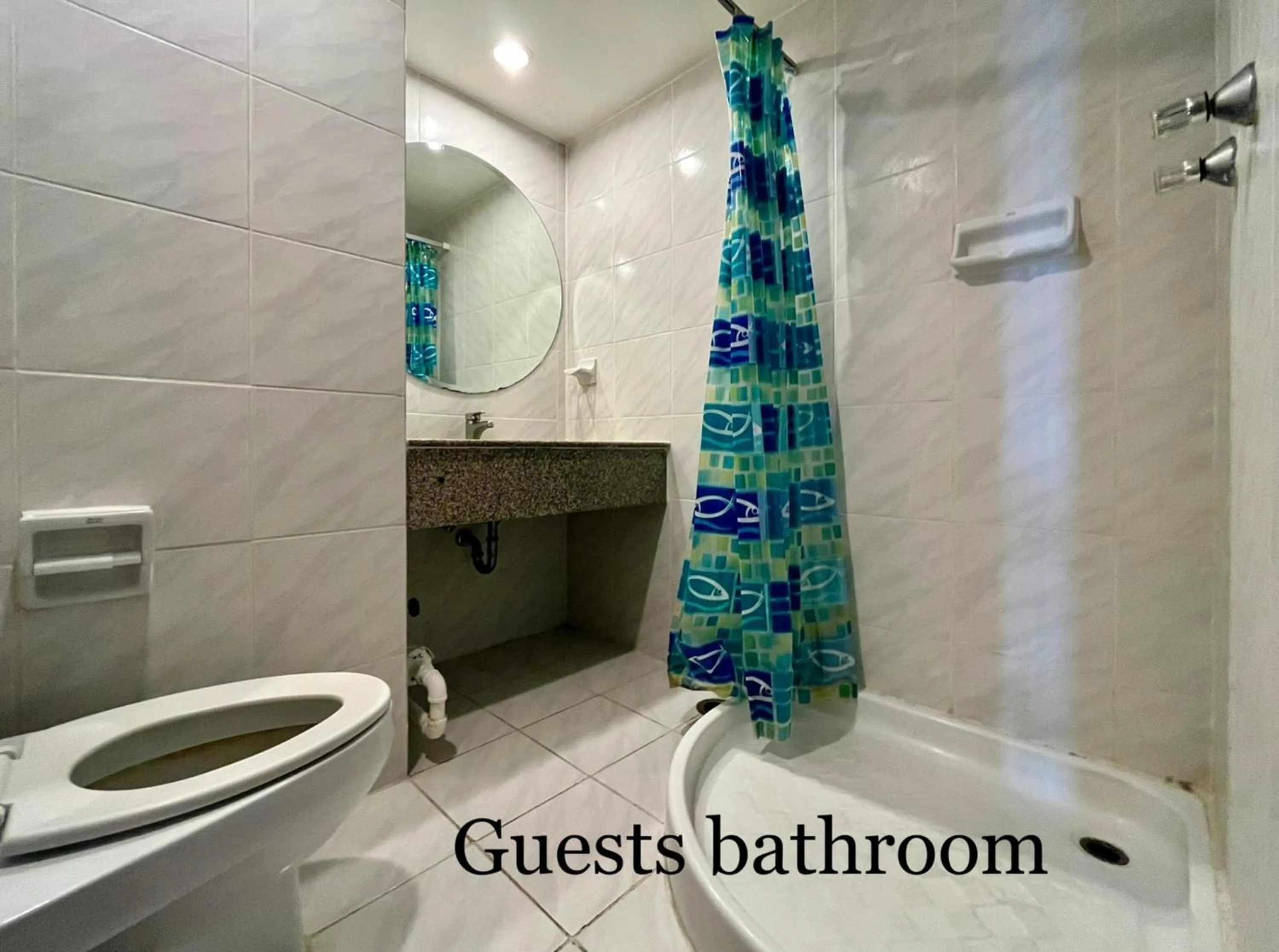 Bathroom in Omni Tower Sukhumvit Soi 4 Direct Rooms