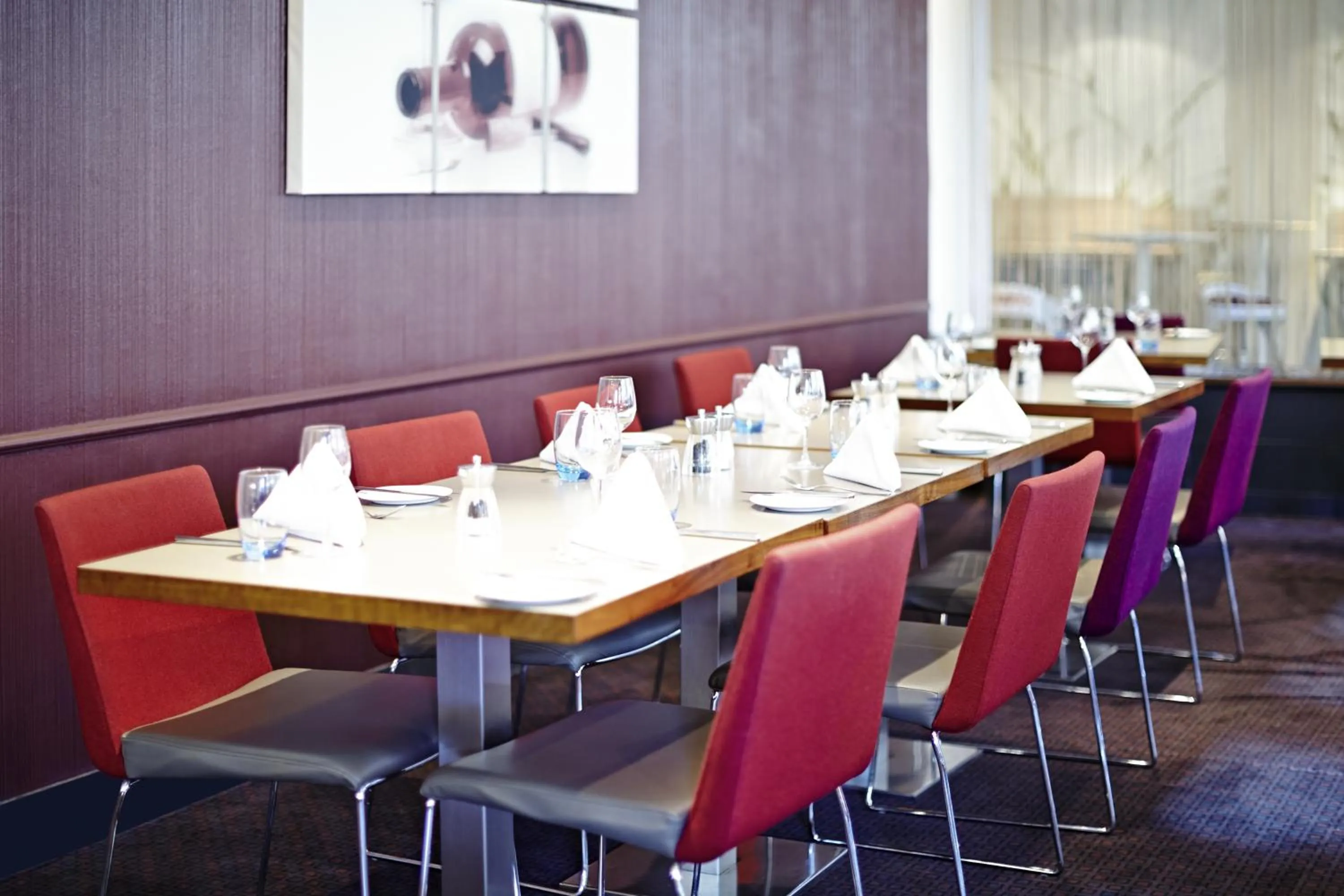 Restaurant/Places to Eat in Novotel London Heathrow Airport M4 Jct. 4