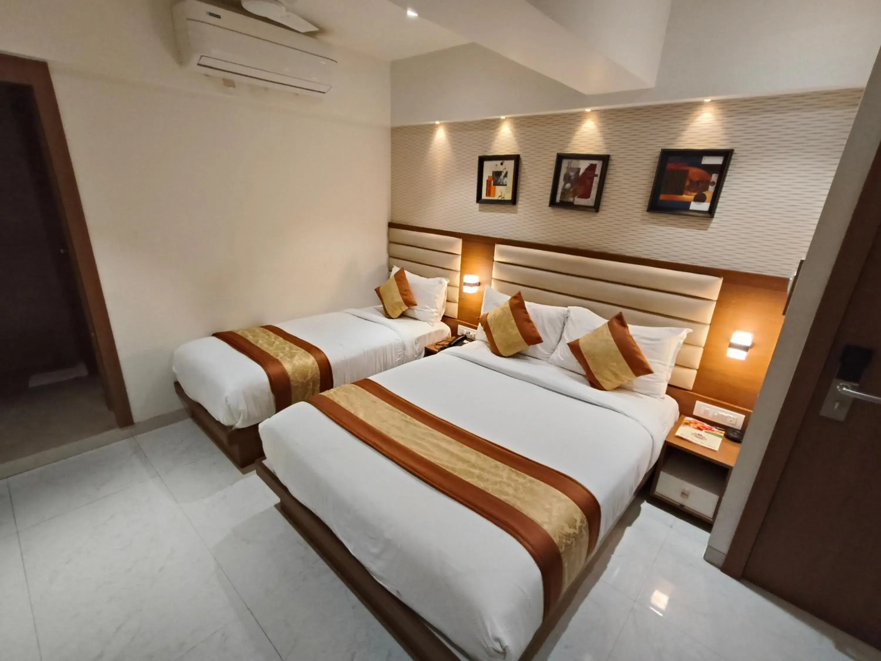 Family Suite in Hotel Pearl Residency Thane Family Suite in Hotel Pearl Residency Thane