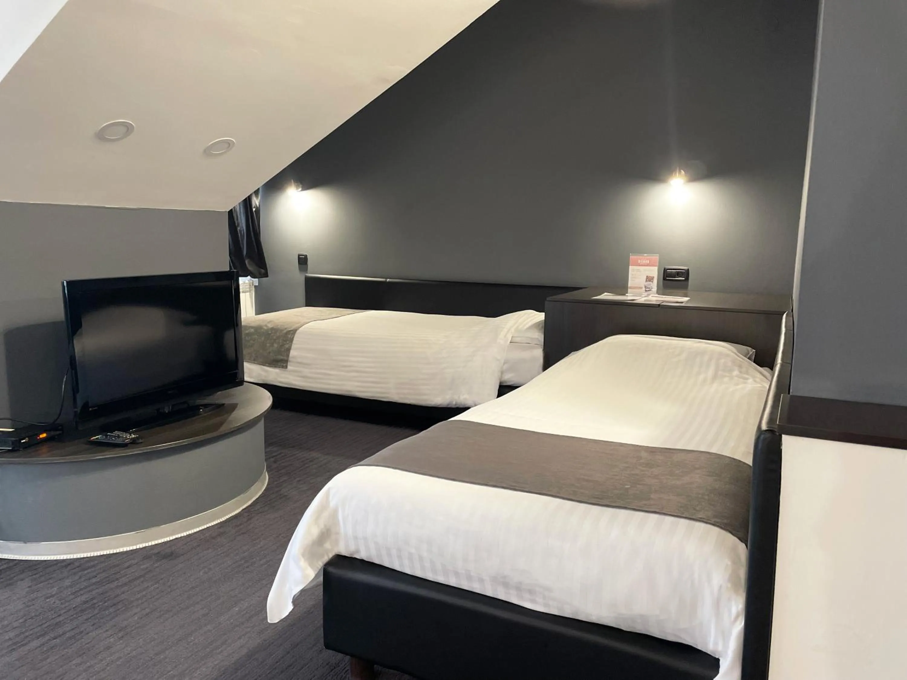 Bed in Sienna Residence