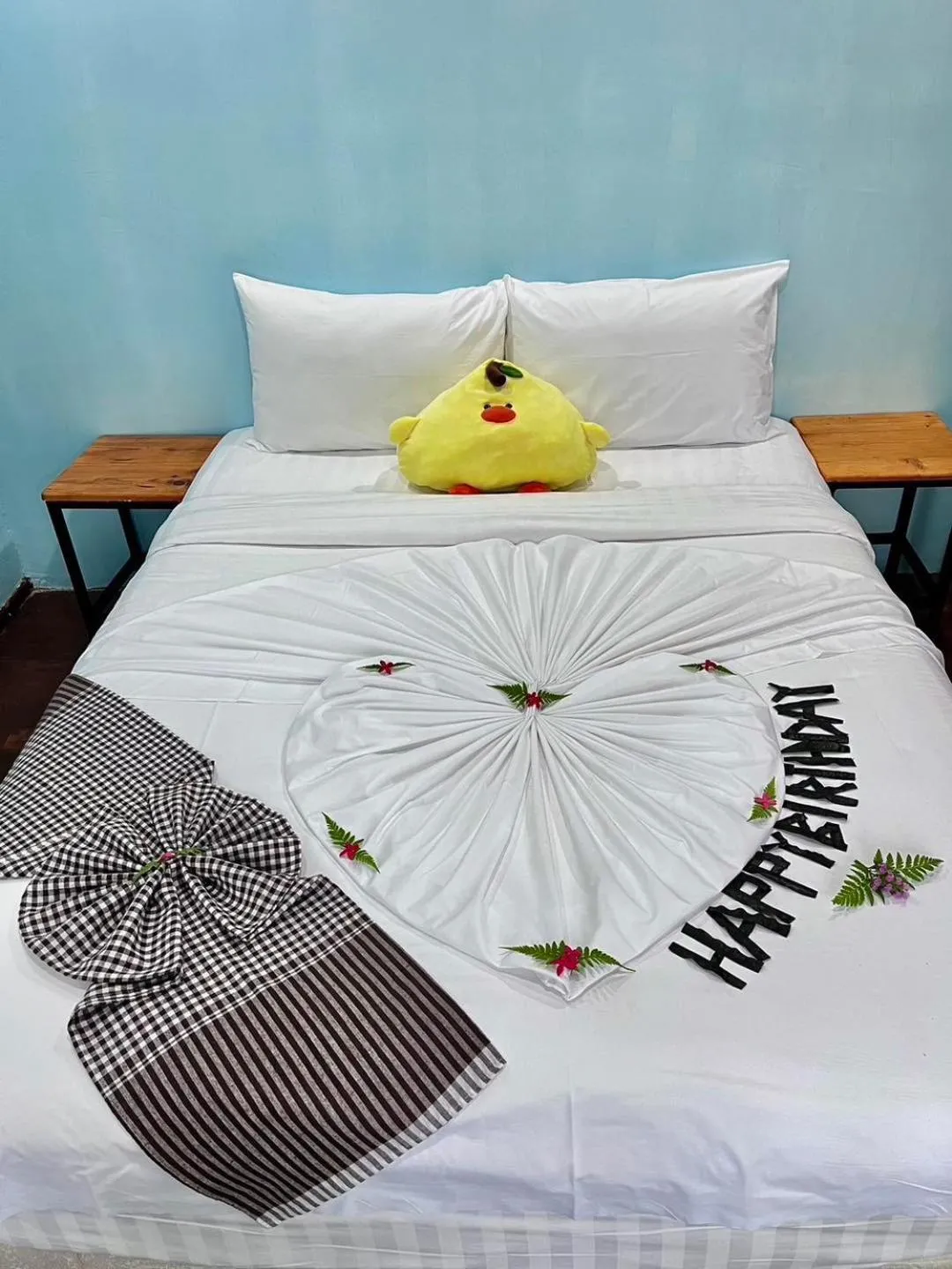 Bed in Long Beach Club Krabi