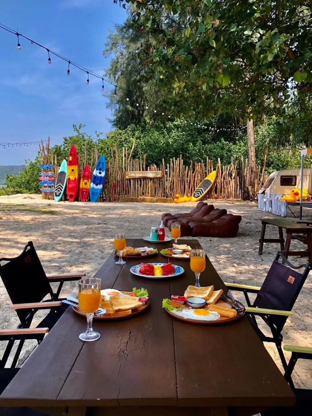 Communal lounge/ TV room in Long Beach Club Krabi