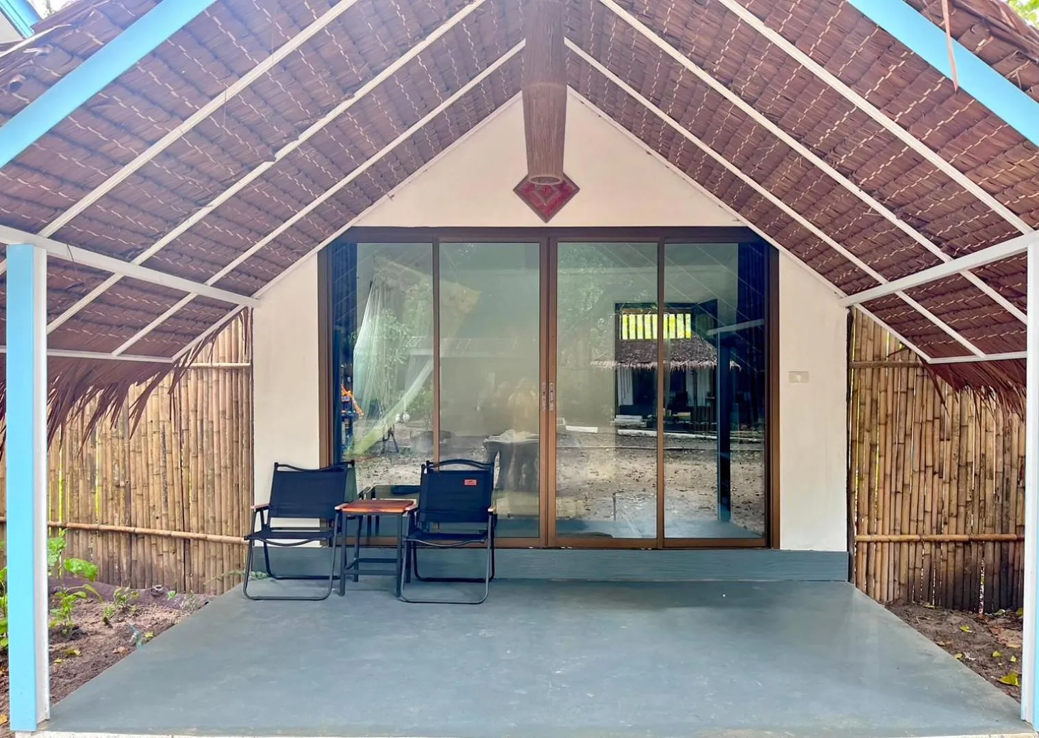 Day in Long Beach Club Krabi