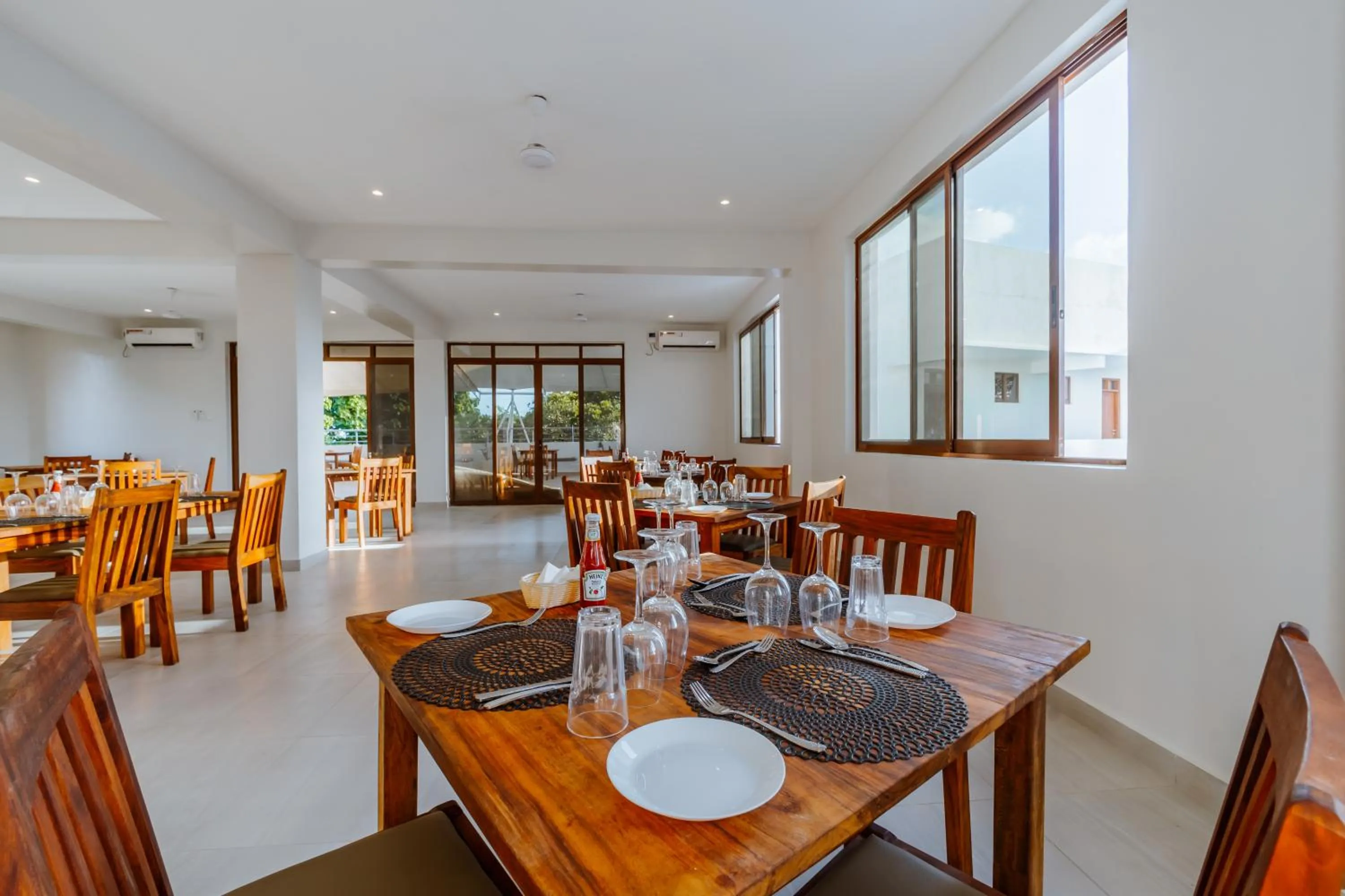 Restaurant/places to eat in YU Resort