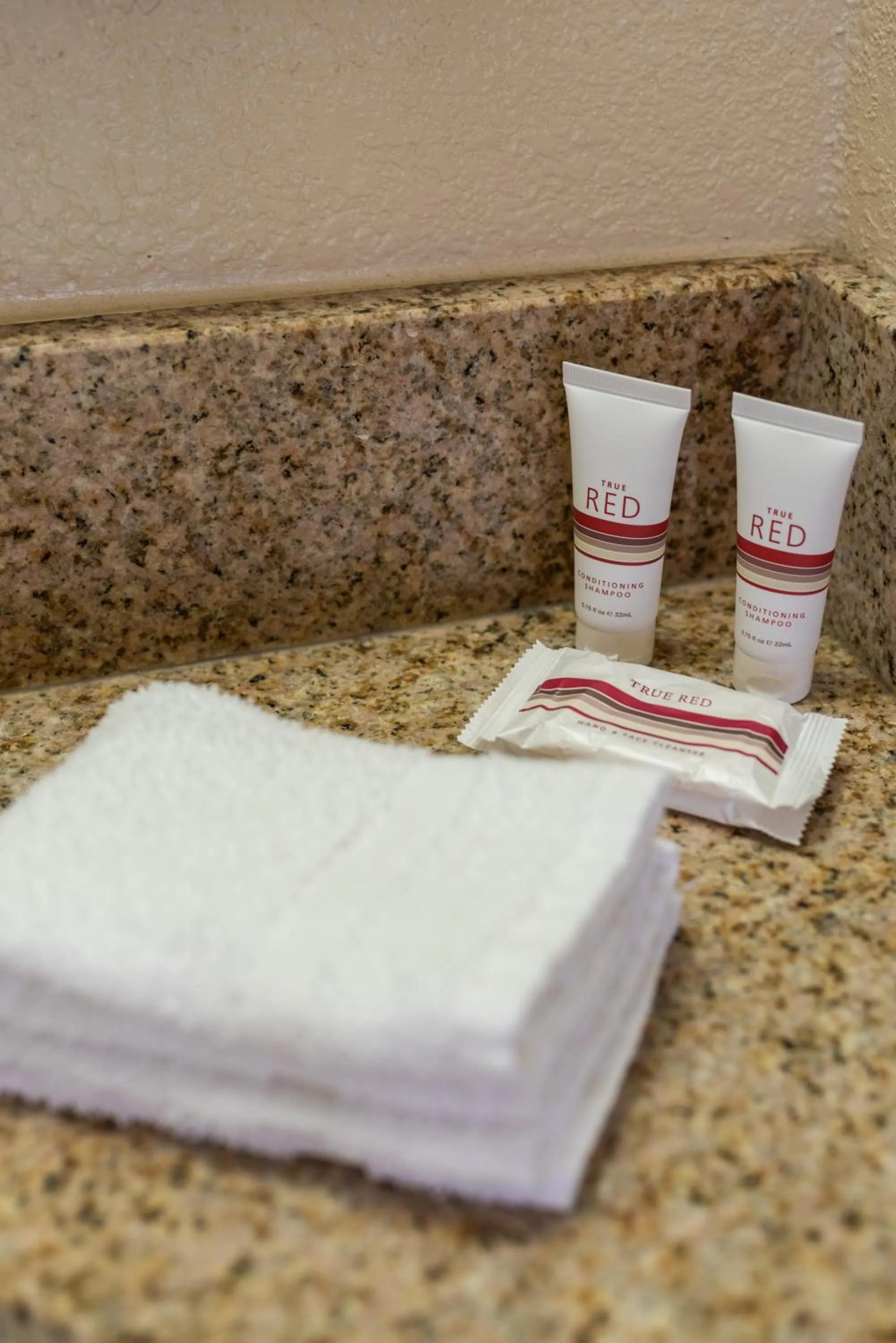 Sacramento Inn & Suites