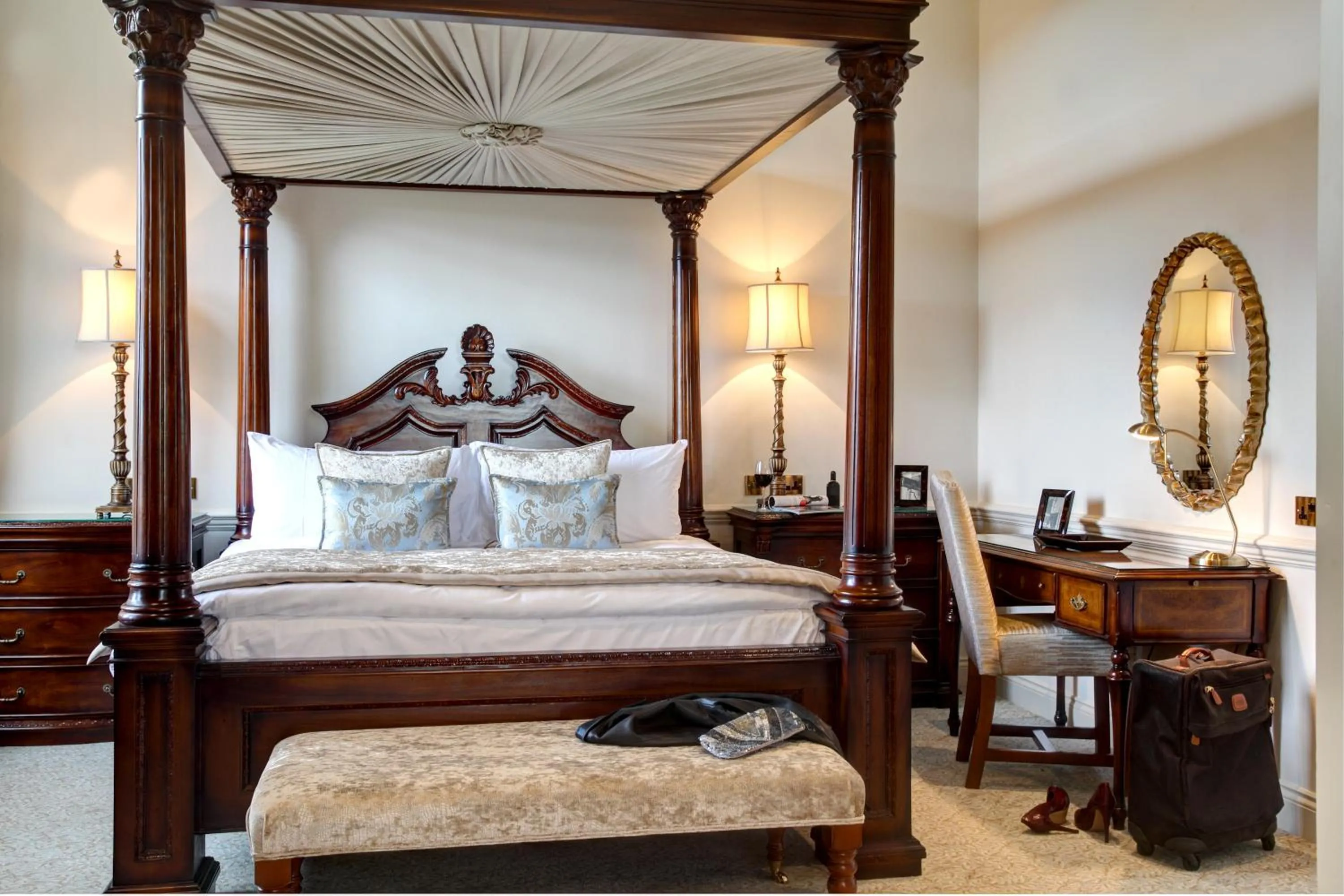 Photo of the whole room, Bed in Macdonald Bath Spa Hotel