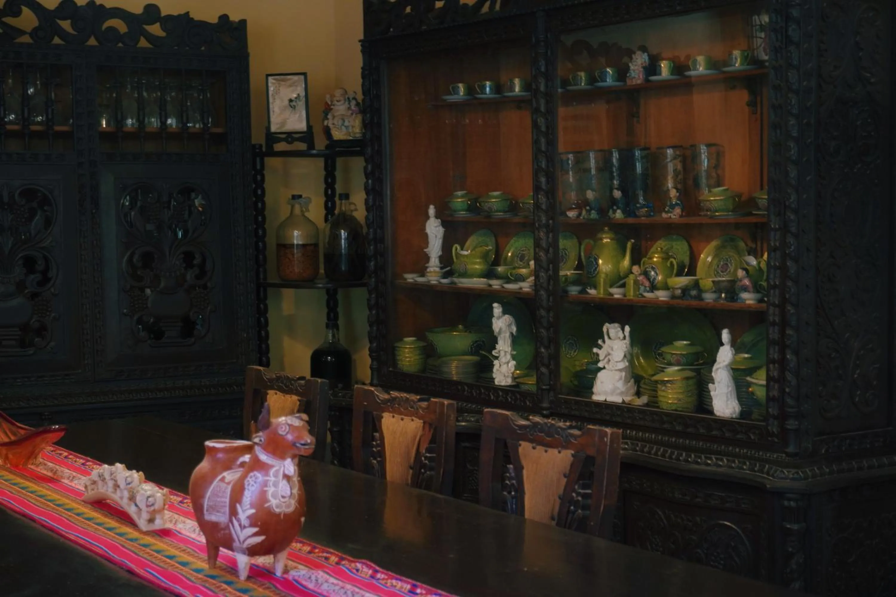 Decorative detail in Serenity Lodge