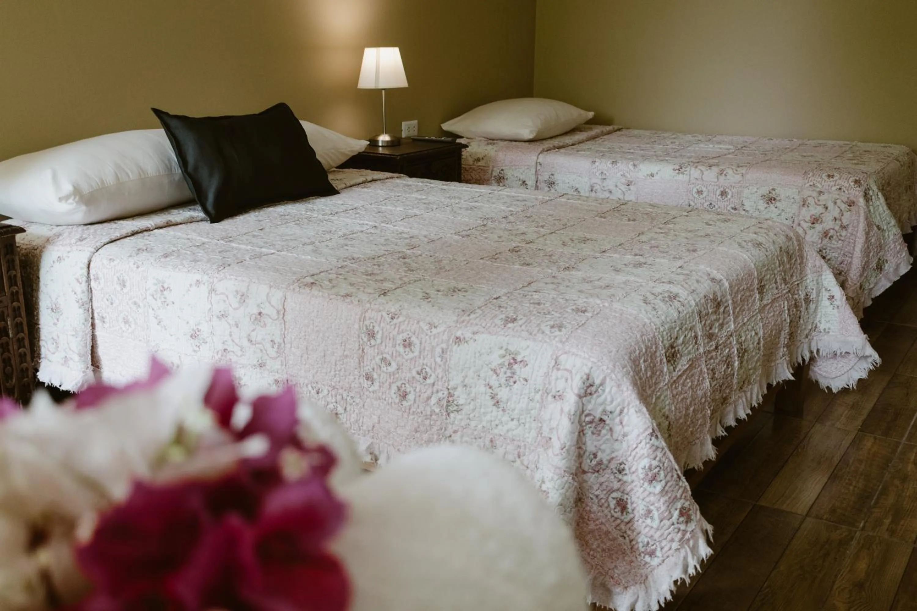 Photo of the whole room, Bed in Serenity Lodge