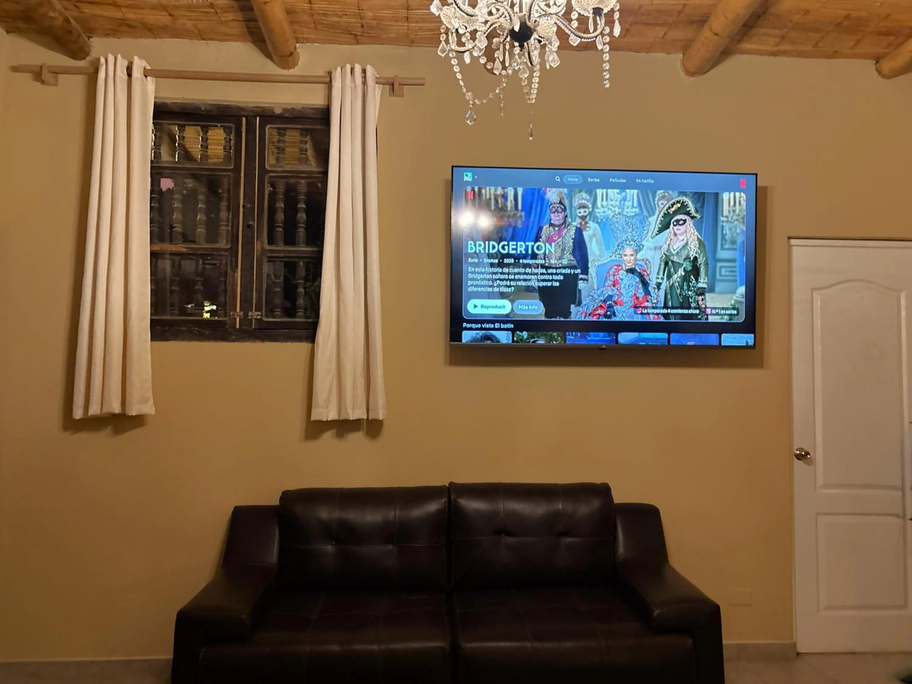 TV and multimedia in Serenity Lodge