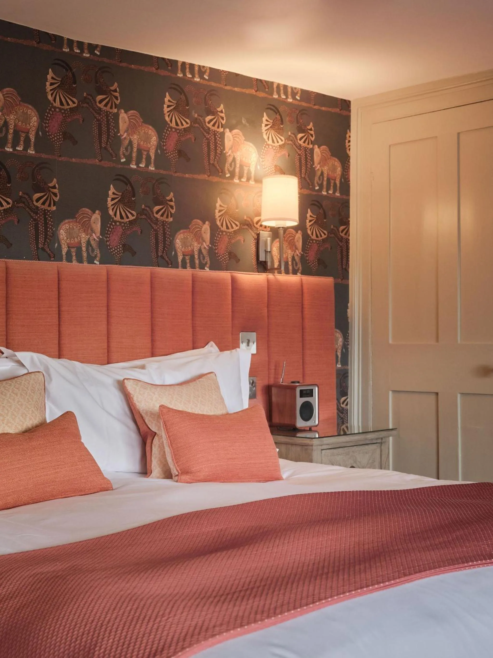 Bedroom, Bed in The Queensberry Hotel