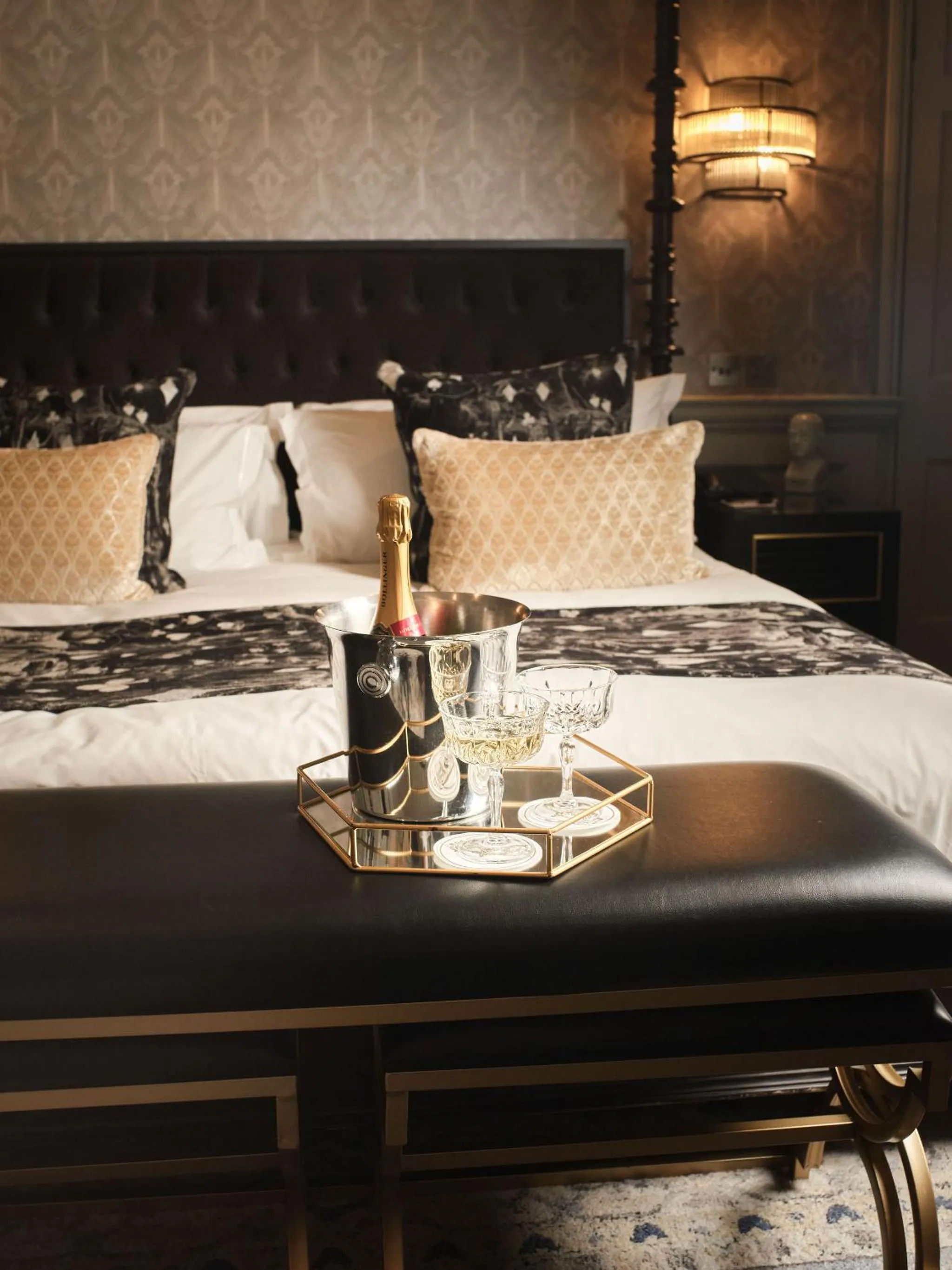 Bedroom, Bed in The Queensberry Hotel