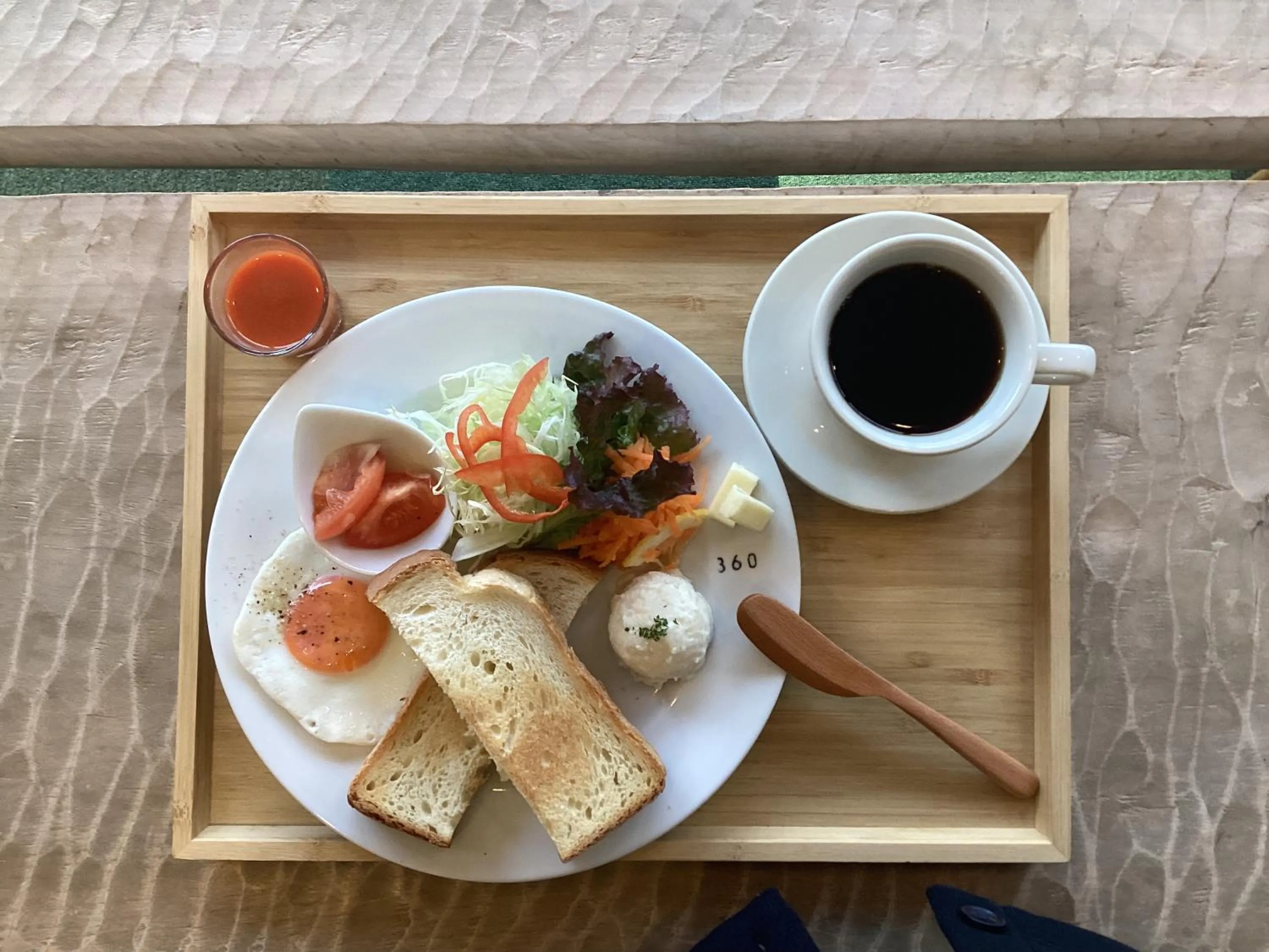 Food and drinks in KULABO Taishokan