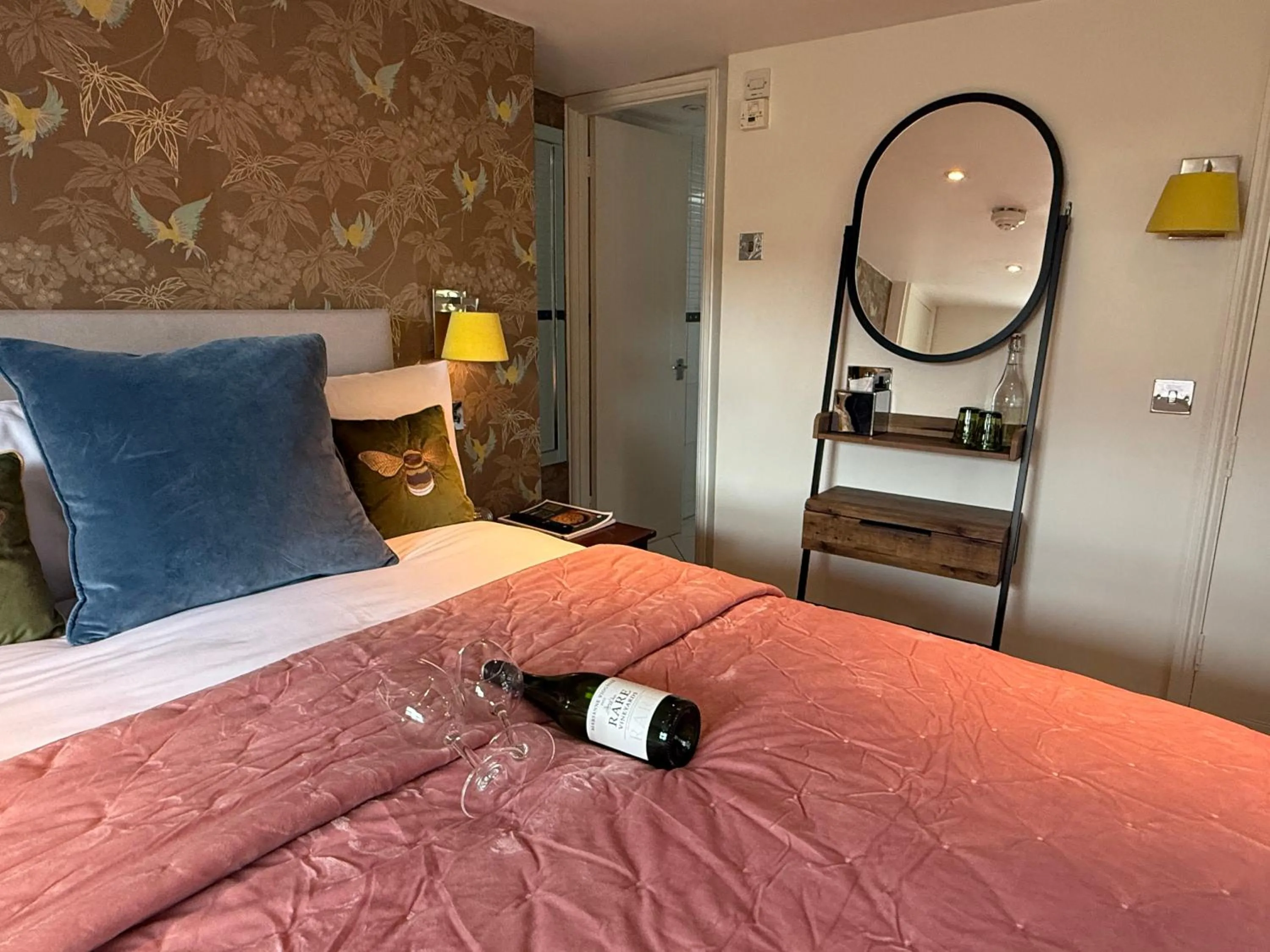 Bedroom, Bed in Harington's Boutique Hotel