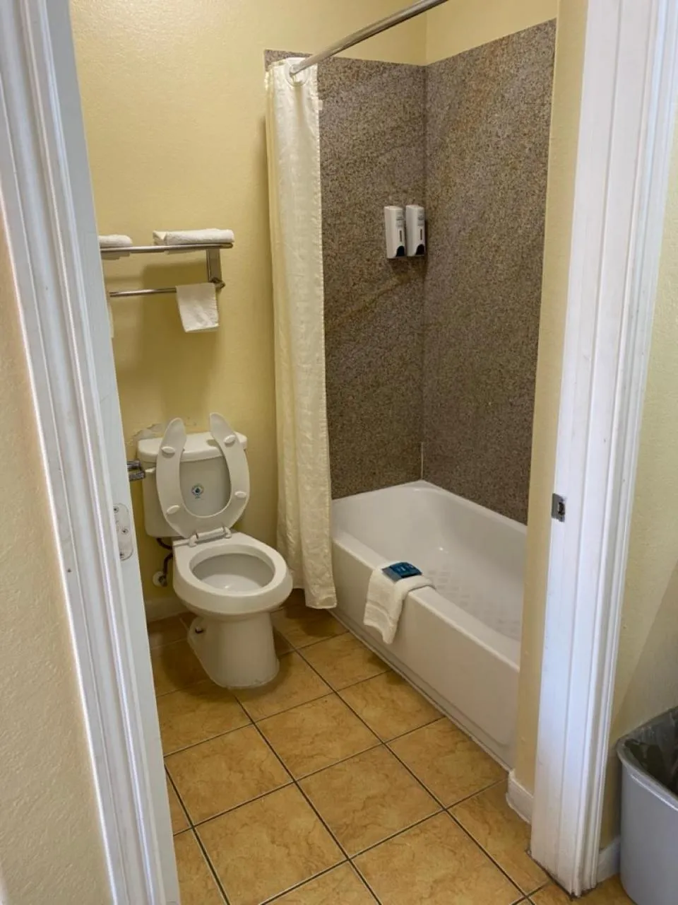 Scottish Inn Angleton