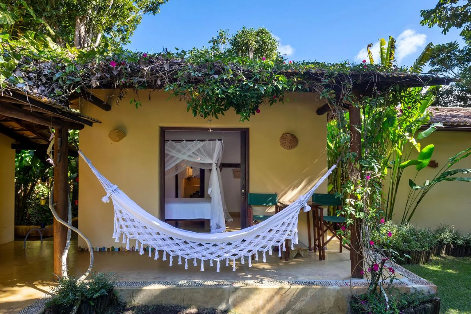 Property building in Casa Baiana Pousada & Aconchego