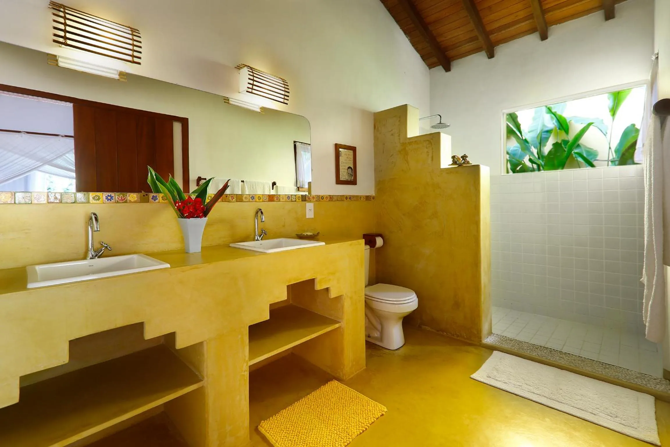 Shower in Casa Baiana Pousada & Aconchego