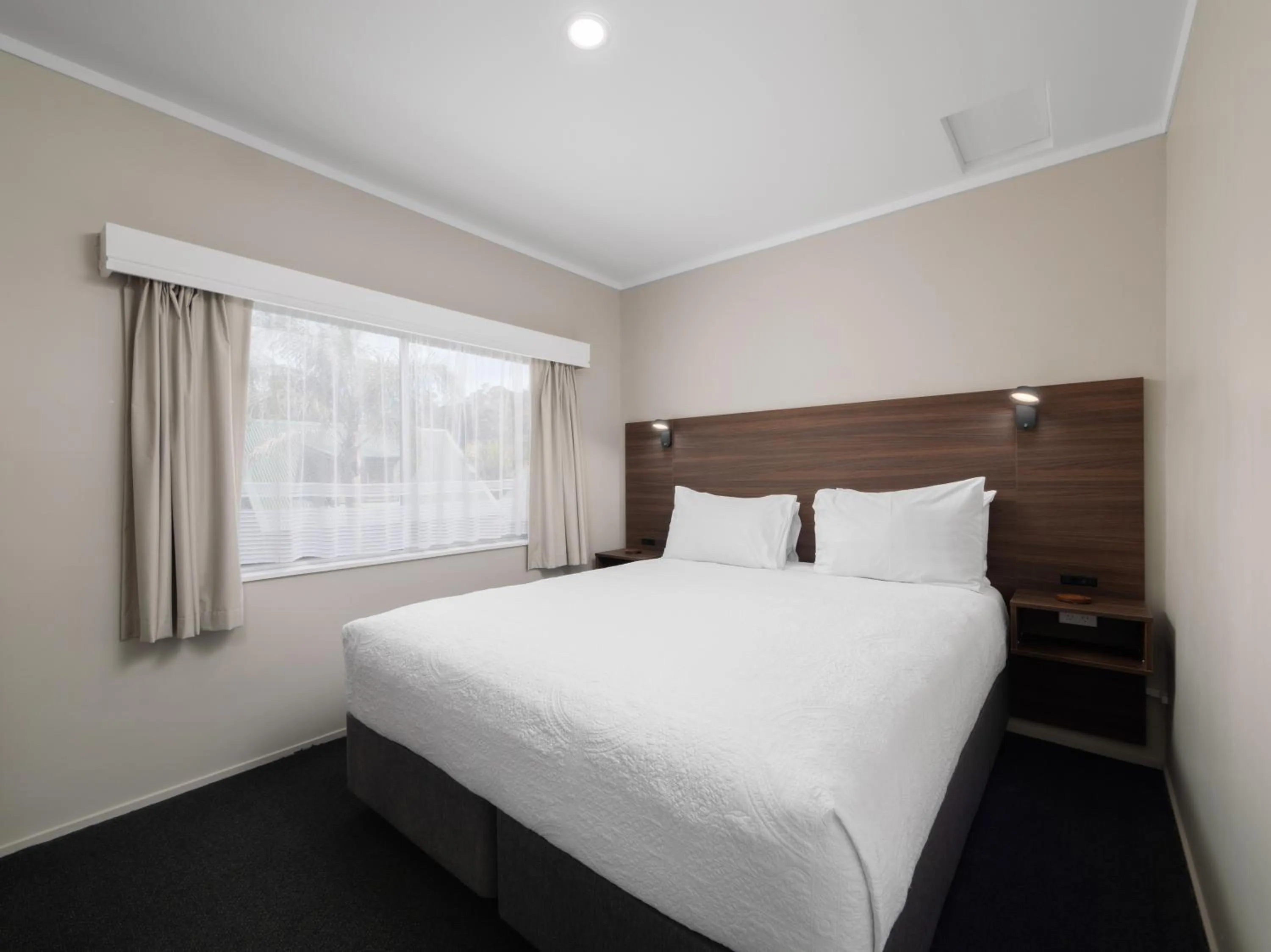 Bed in The Captains Motel