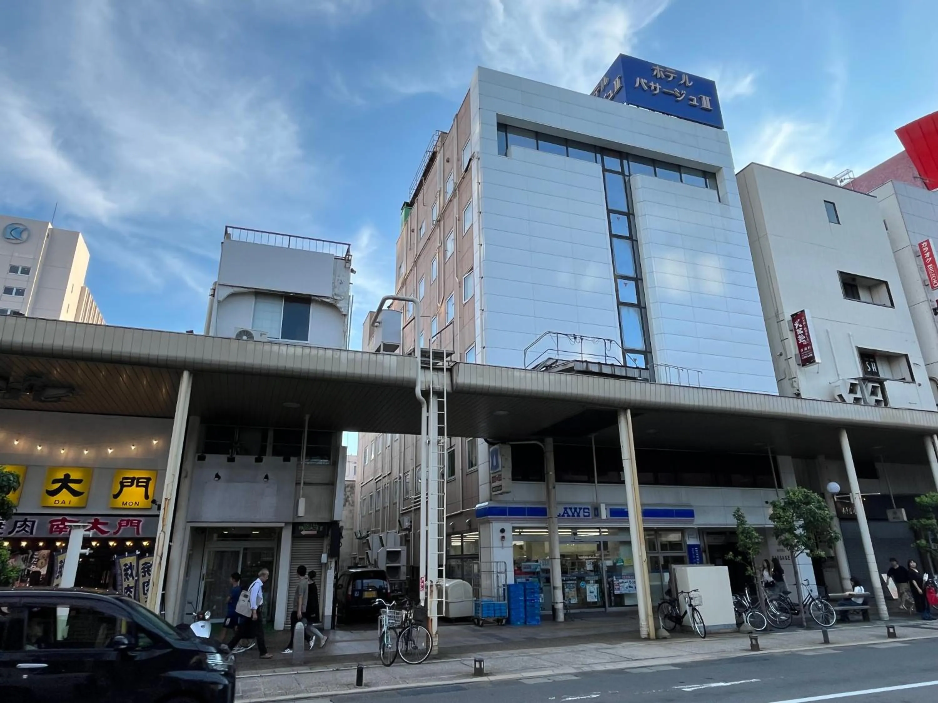 Property building in Hotel Passage 2