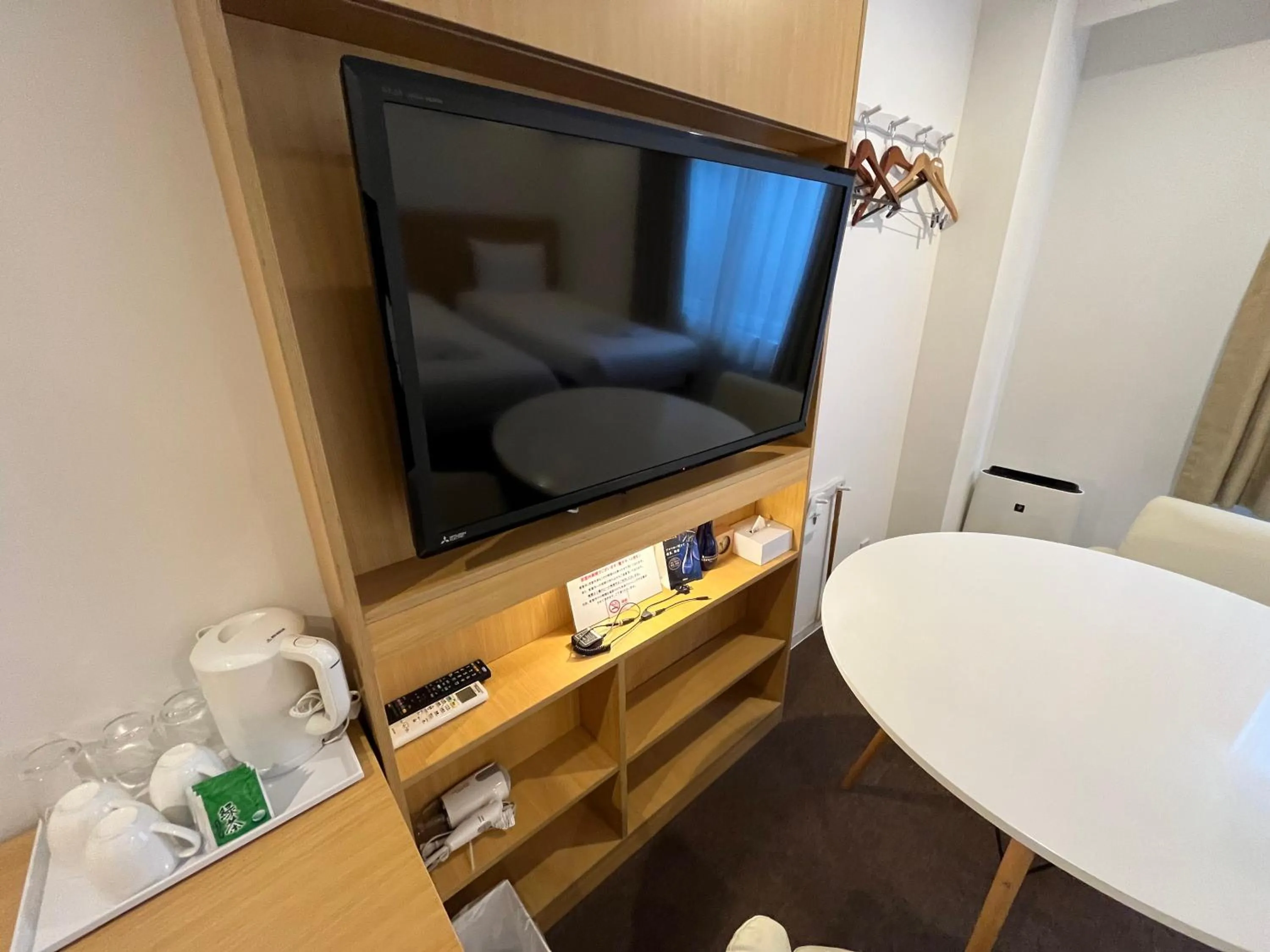 TV and multimedia in Hotel Passage 2