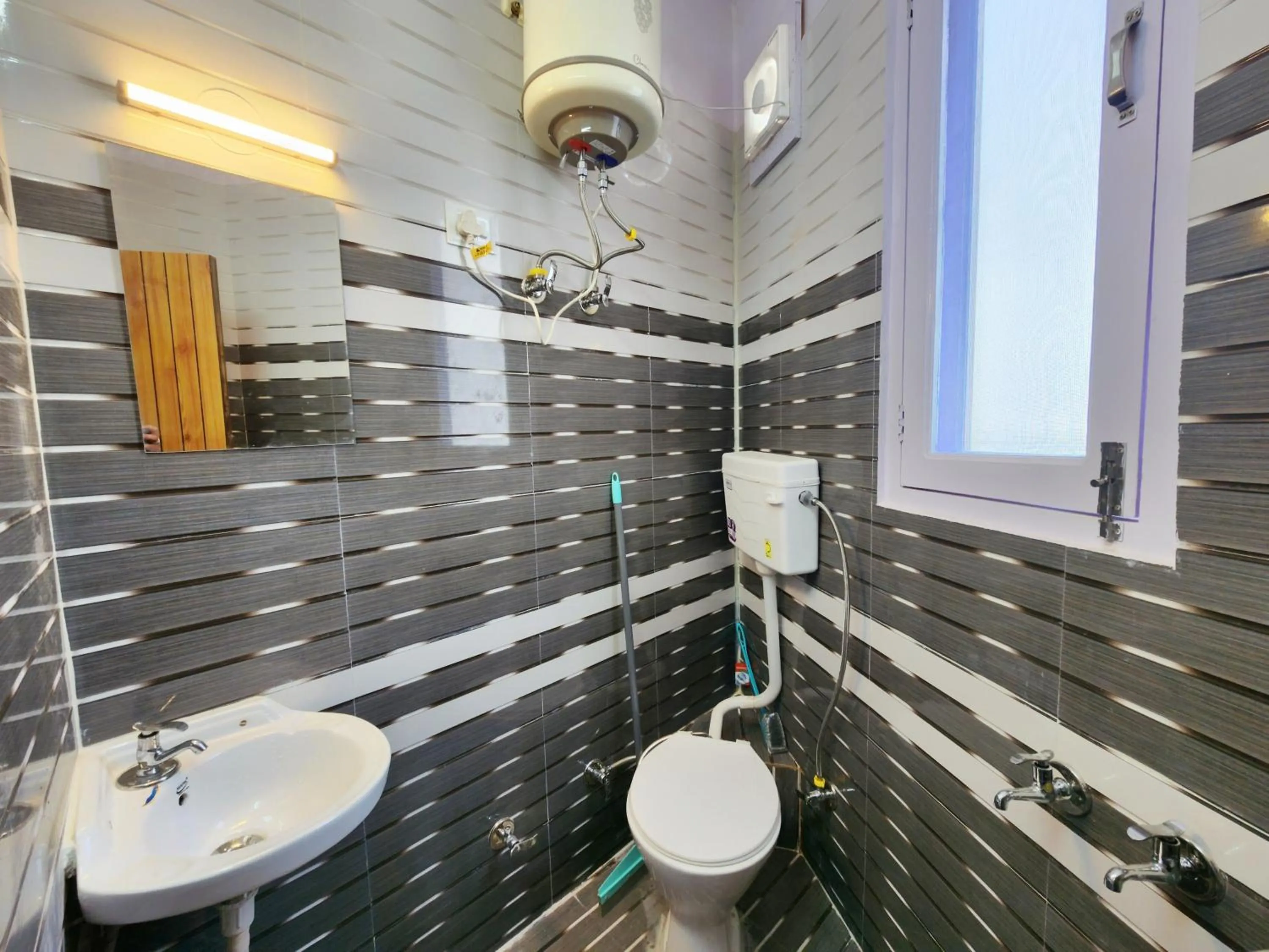 Mountain Mist Shimla